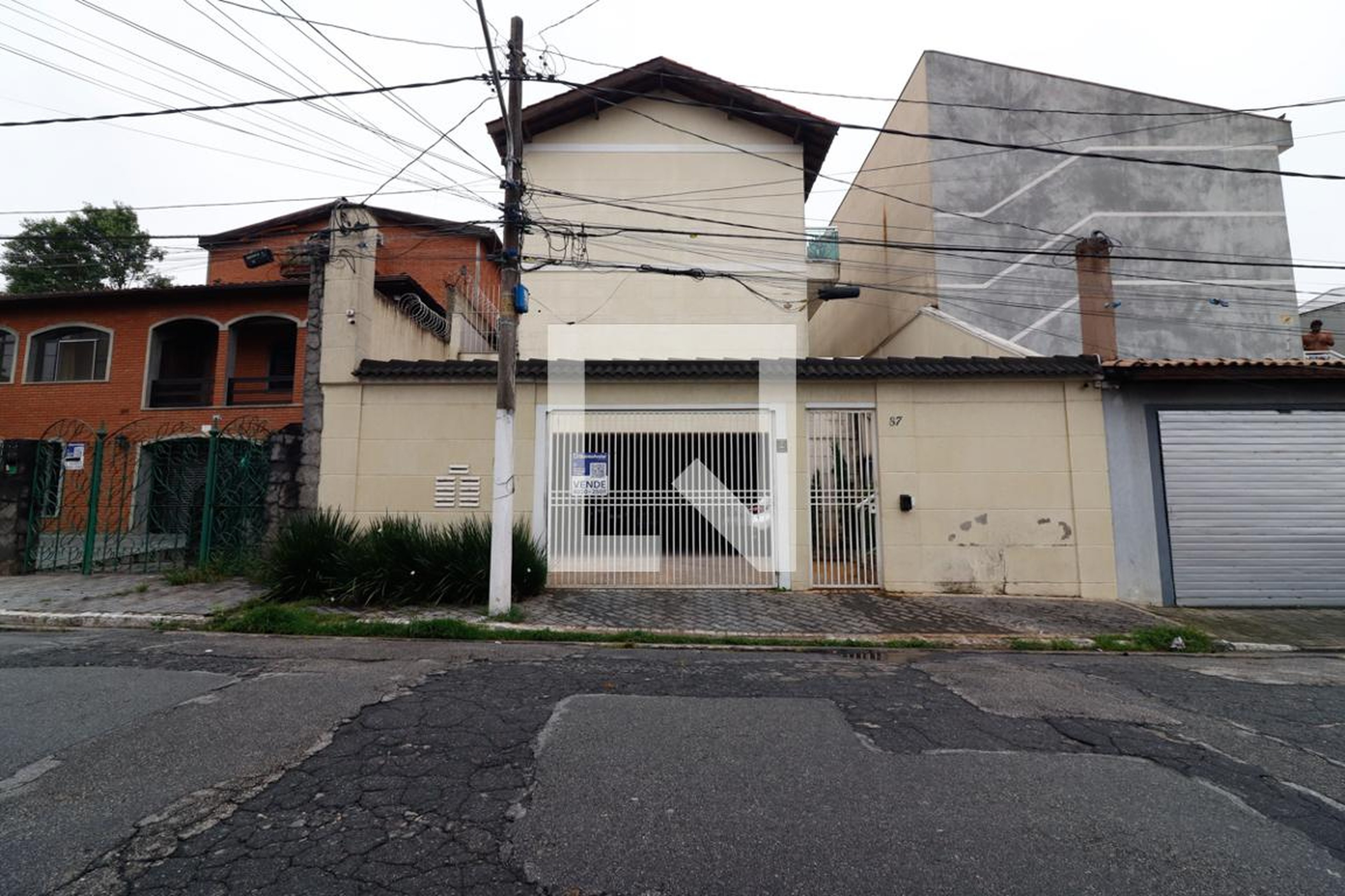 Fachada Condomínio Amalia Figueroa