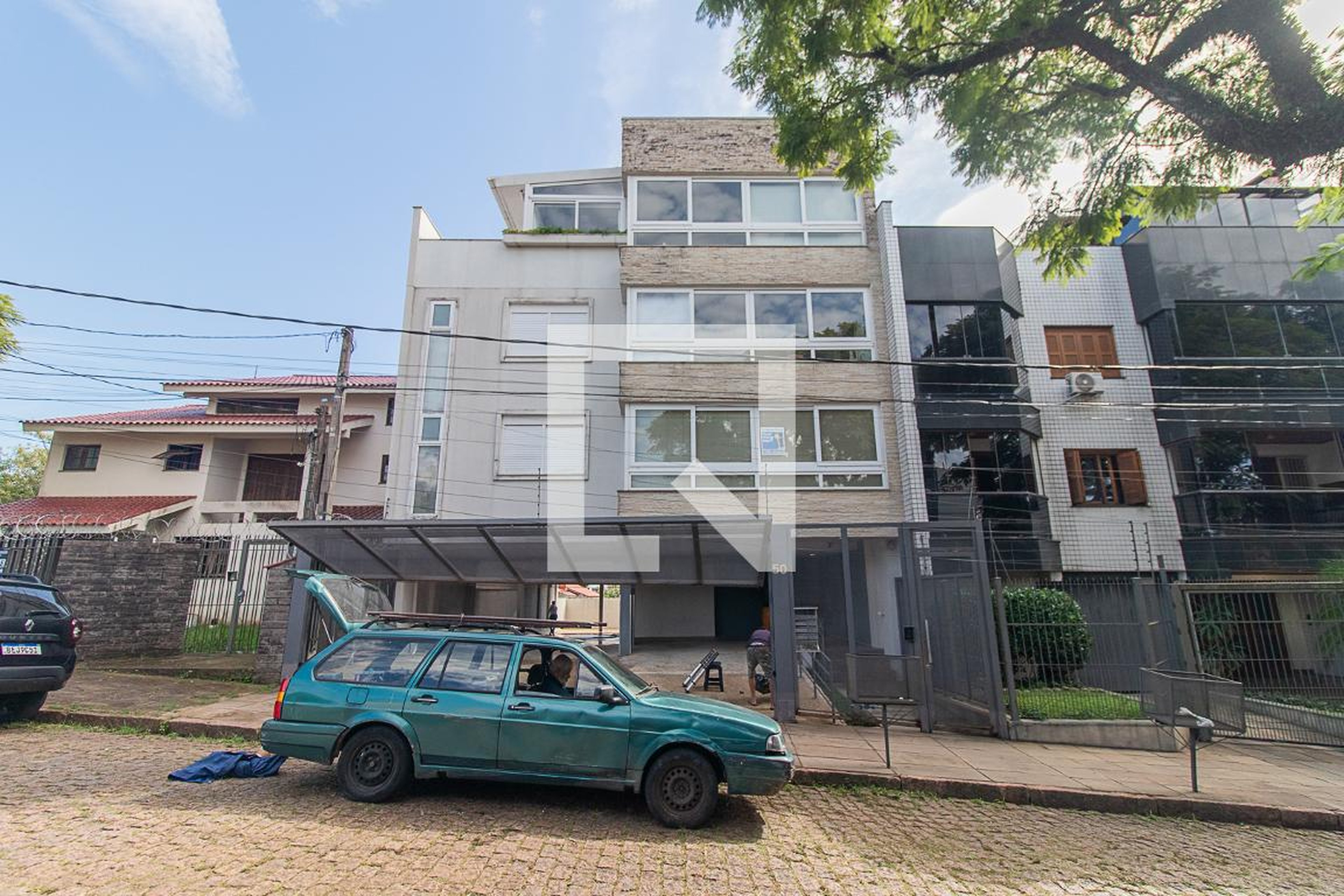 Fachada Condomínio em Rua Manoel Antônio de Magalhães, 50