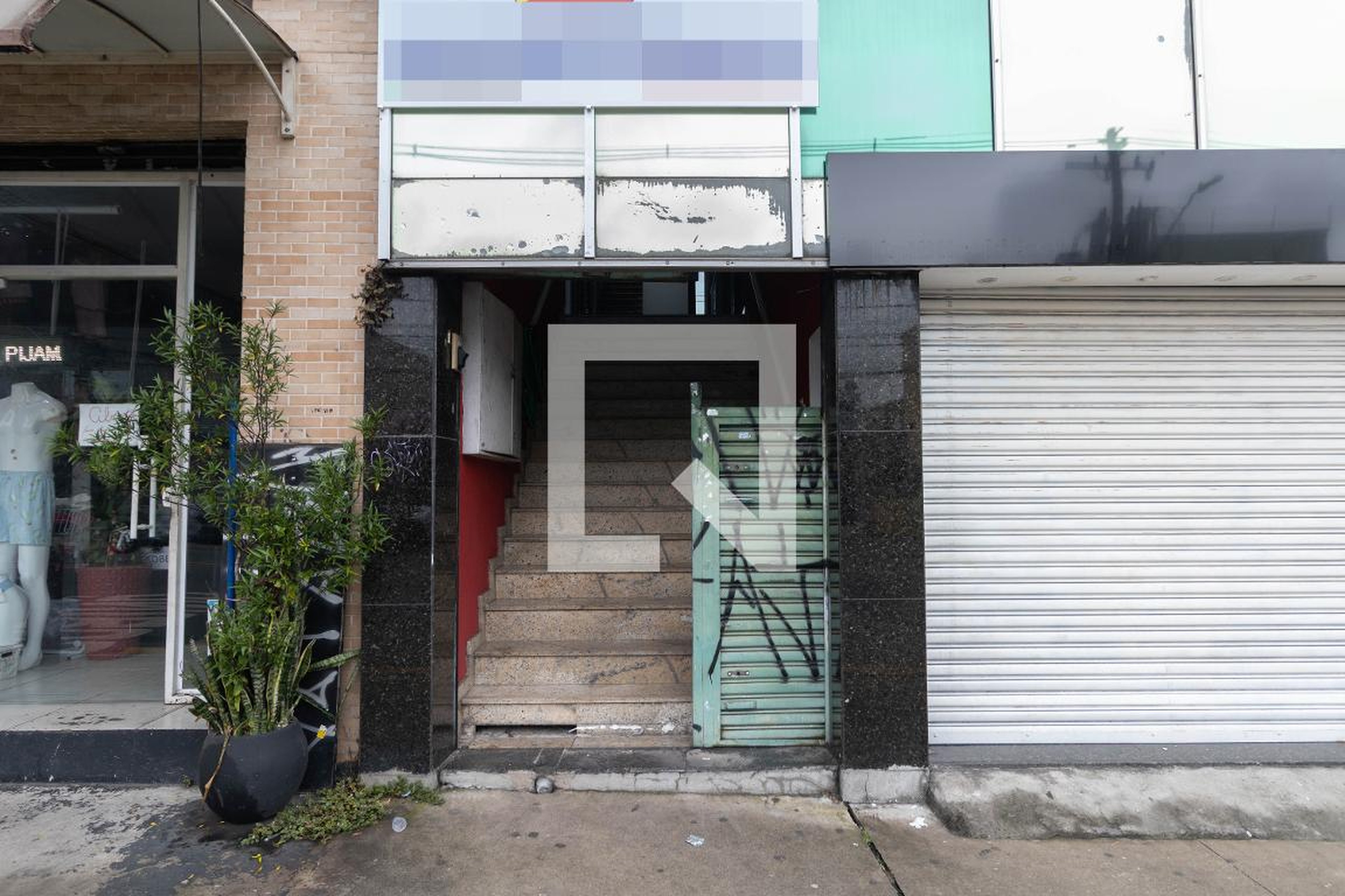 Fachada Condomínio em Avenida Olavo Egídio de Souza Aranha, 1348