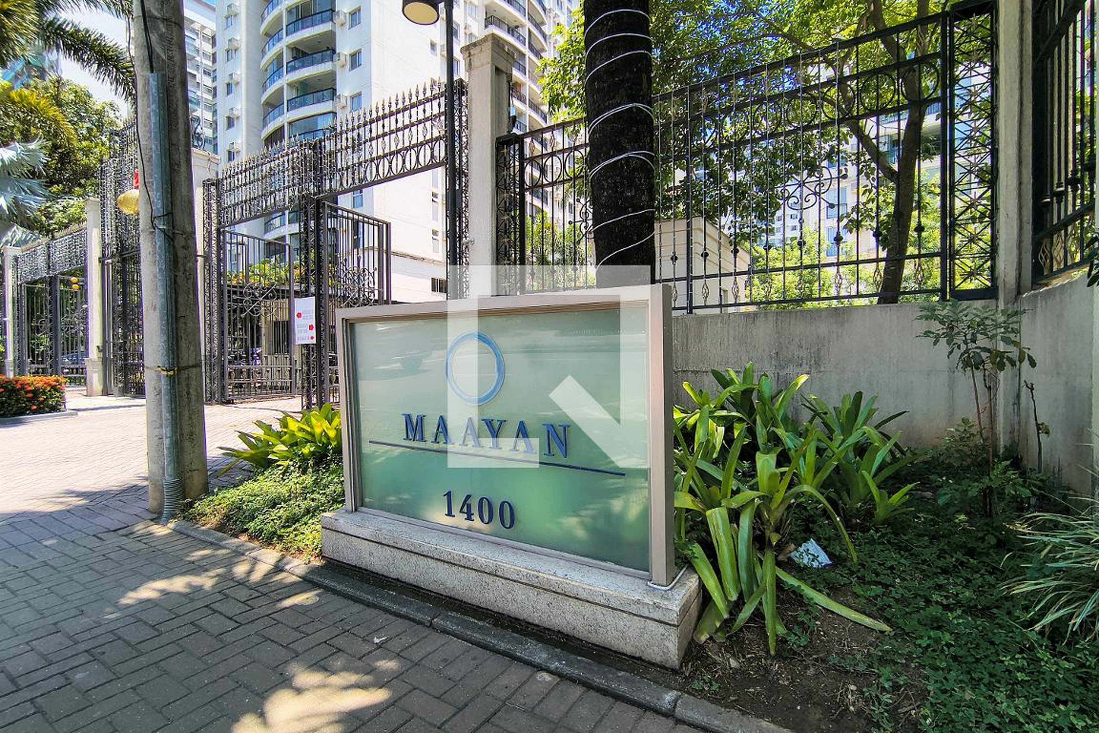 Fachada do condomínio Condomínio Maayan