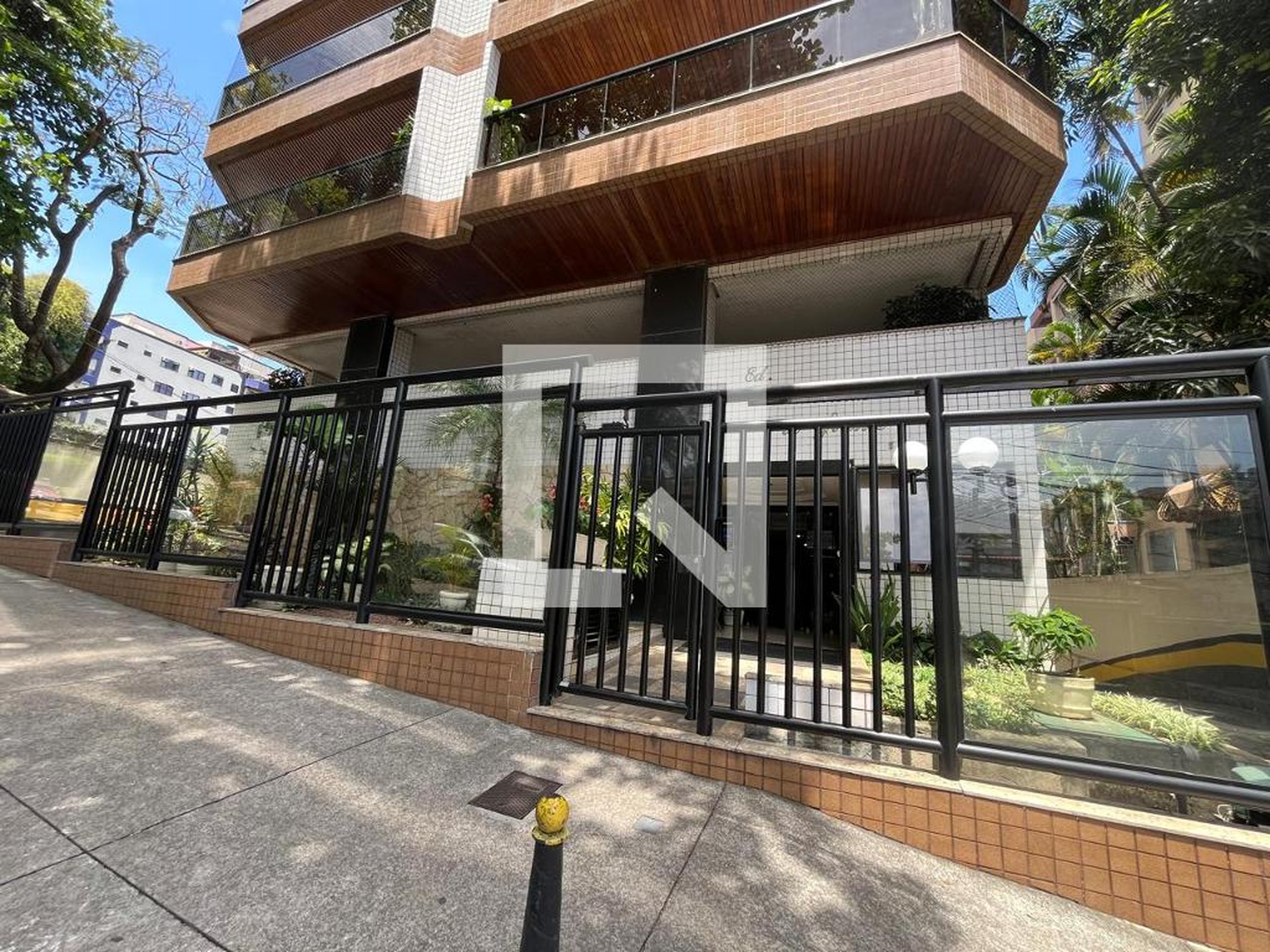 Entrada - Edifício Residências di Firense