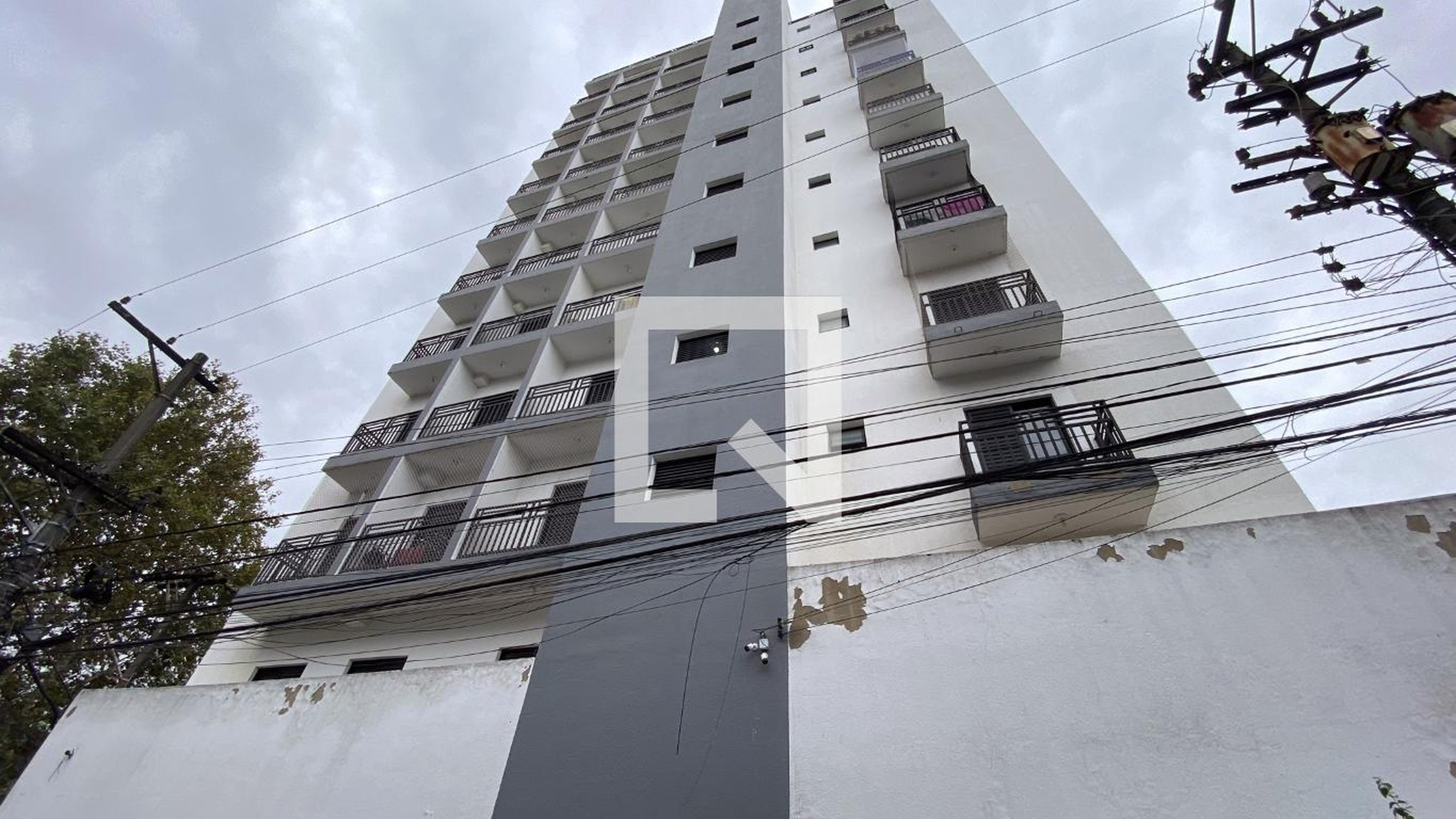 Fachada Condomínio em Rua Pangauá, 203