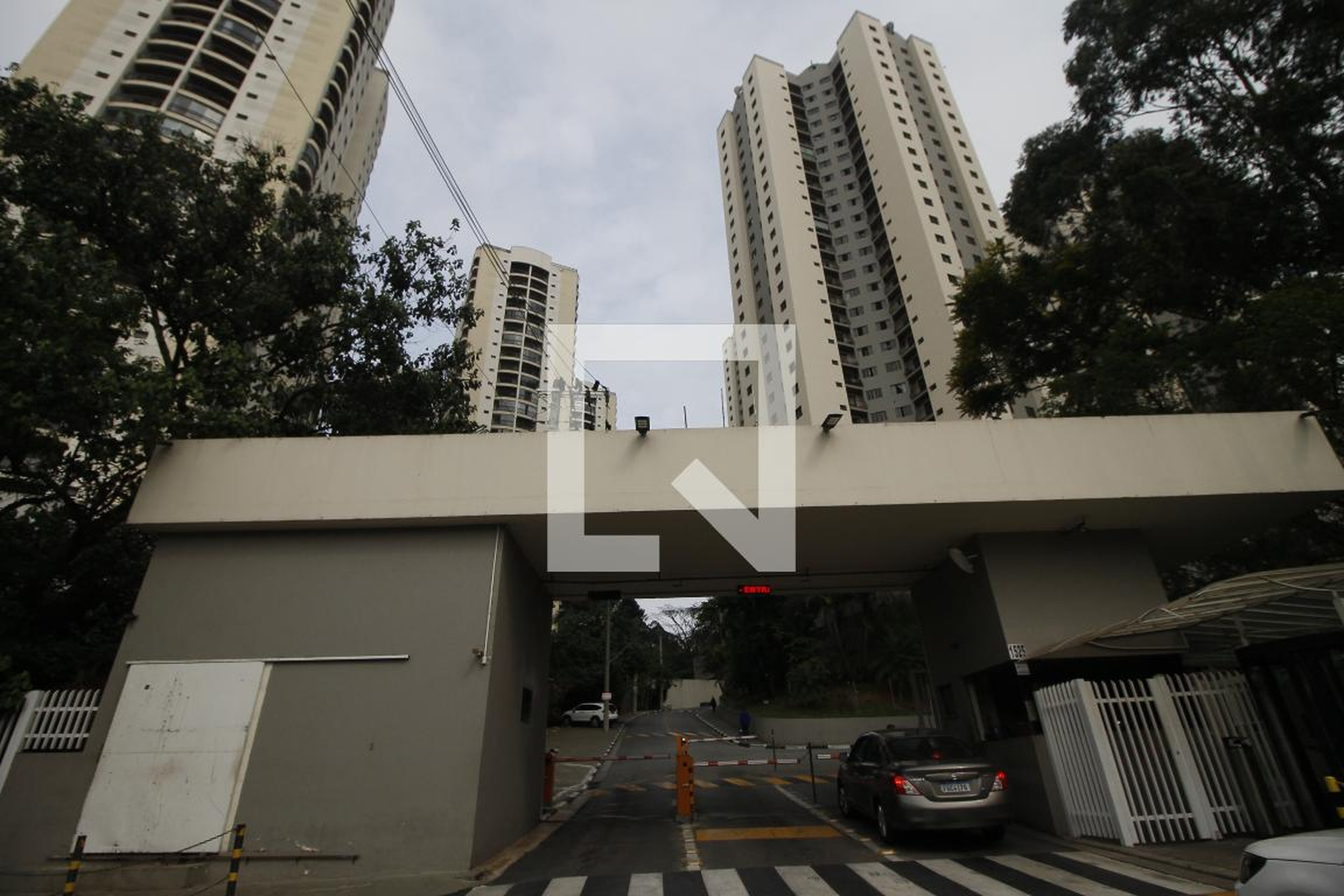 Fachada do Prédio Condomínio Pitangueira I