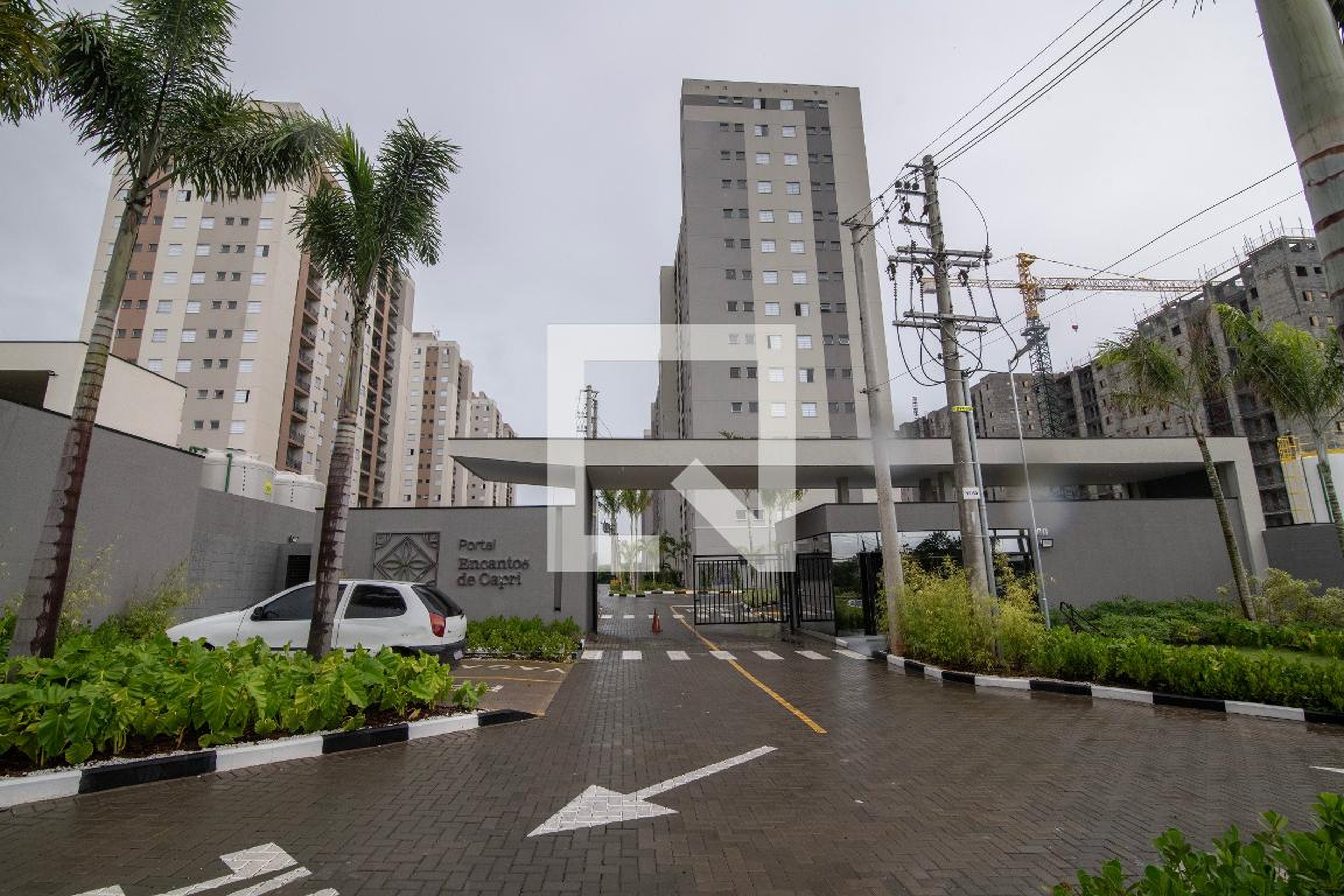 Fachada do Condomínio Condomínio em Rua Armando dos Santos, 60