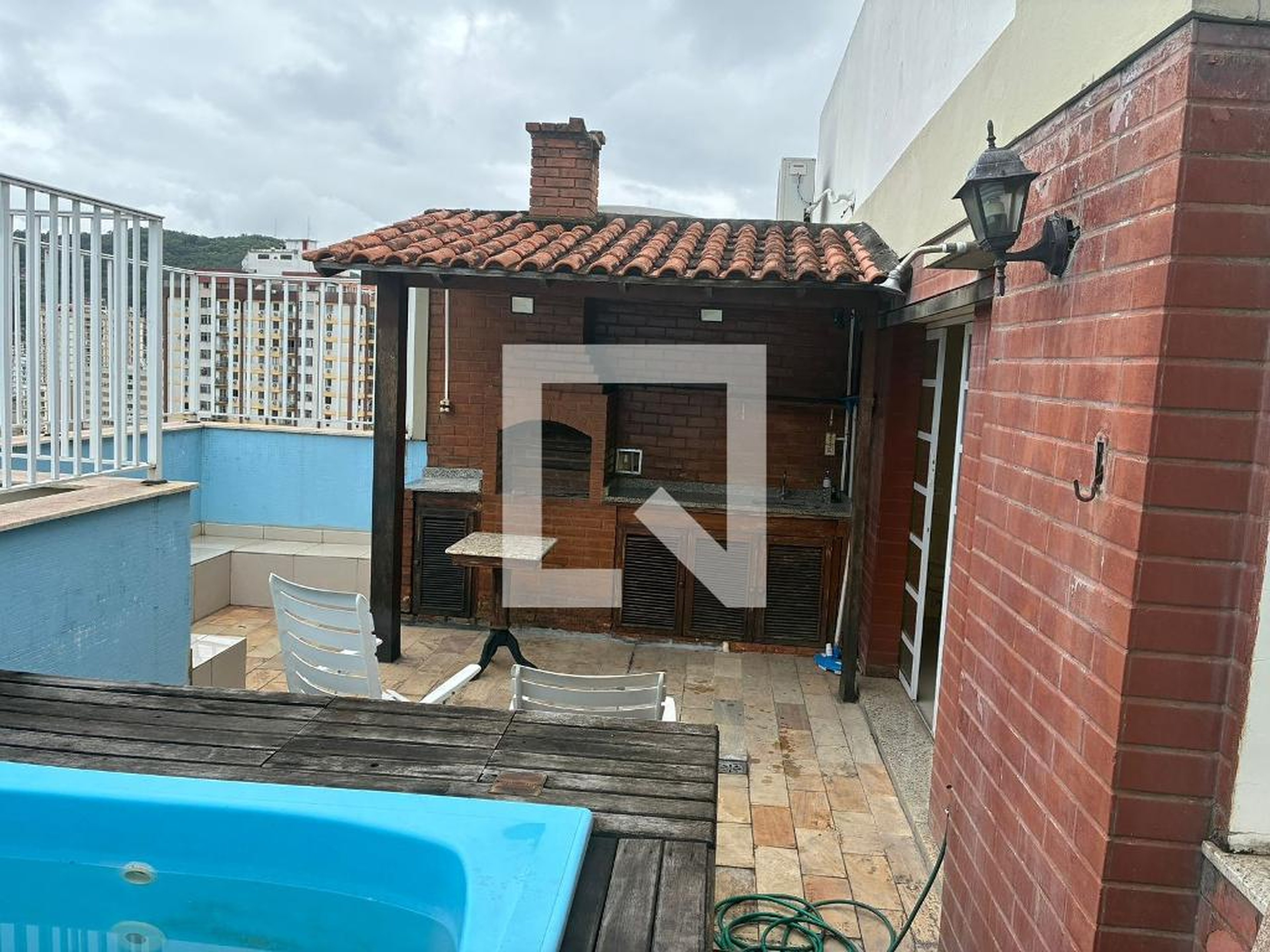 Piscina - Edifício Quinta dos Girassóis