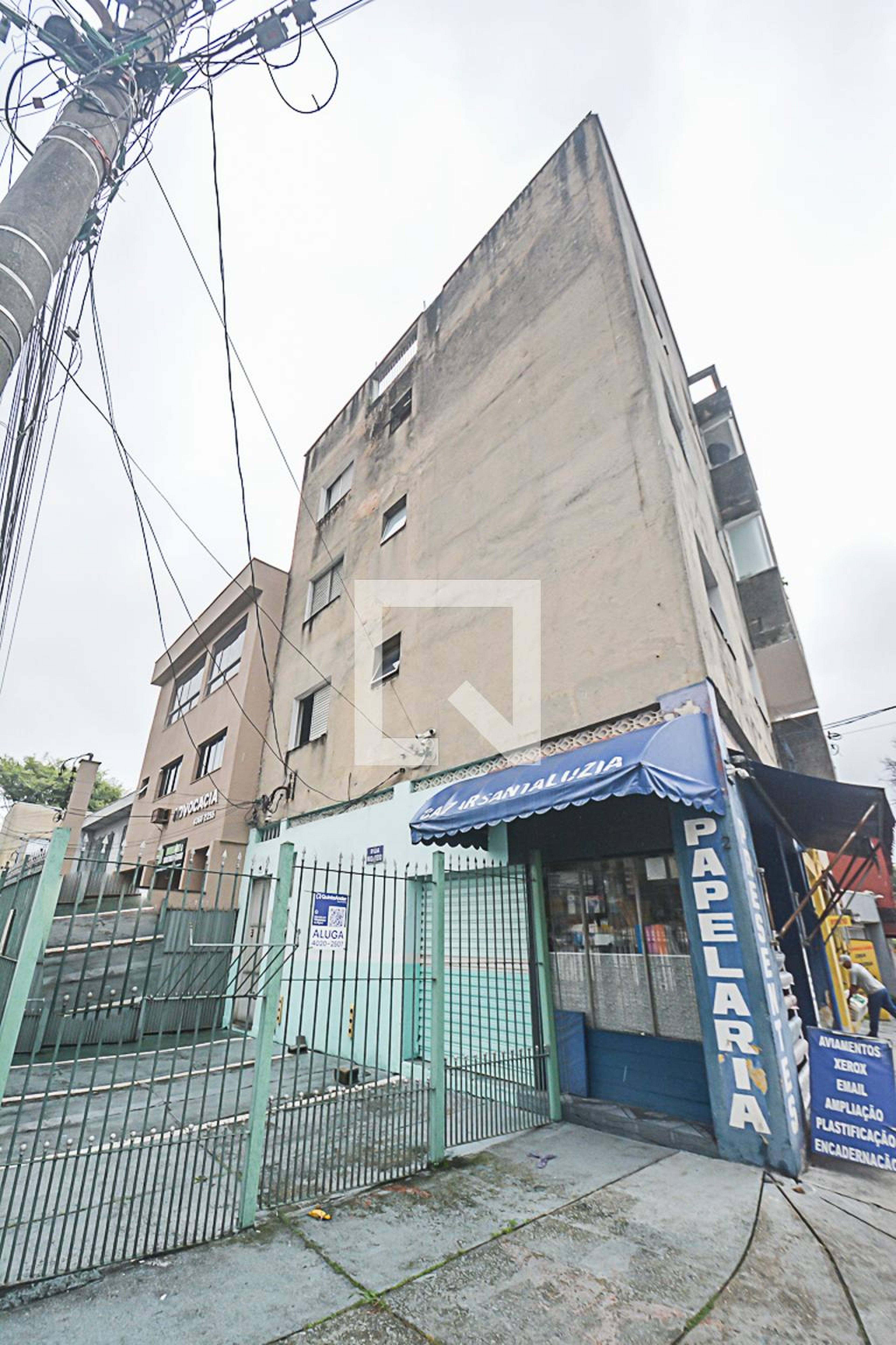 Fachada do Prédio Condomínio em Rua Rio Feio, 4