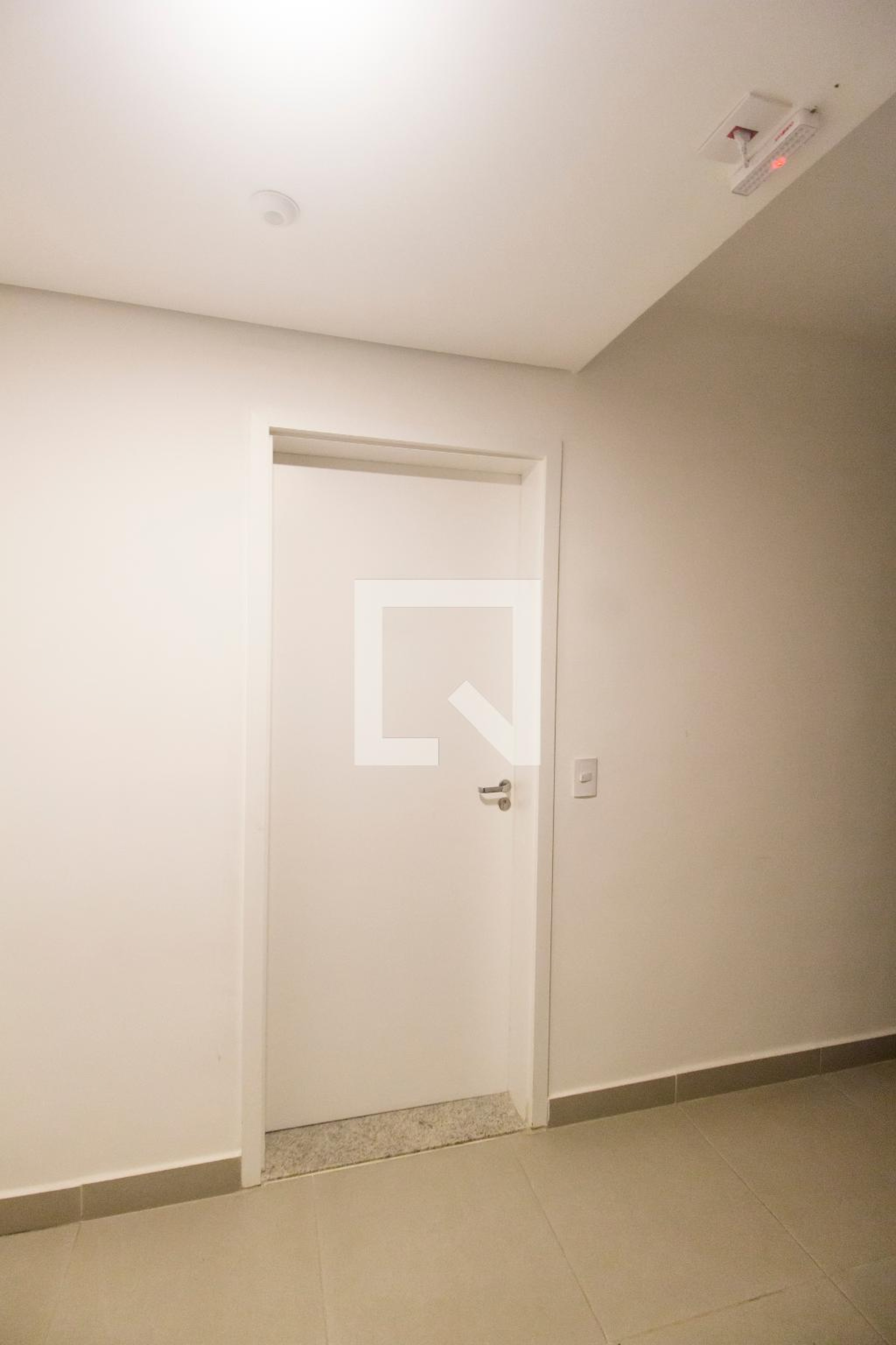 Entrada Condomínio em Rua Roraima, 202