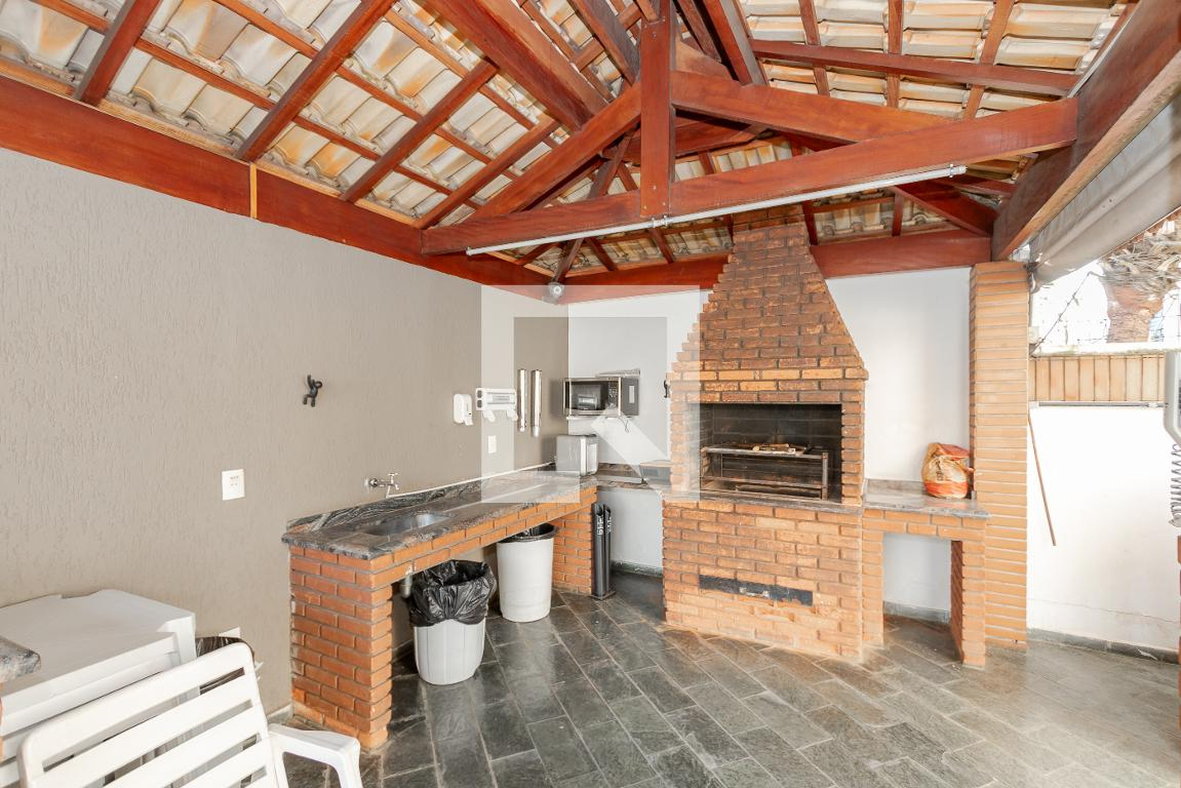 Churrasqueira - edificio Colombe DOr