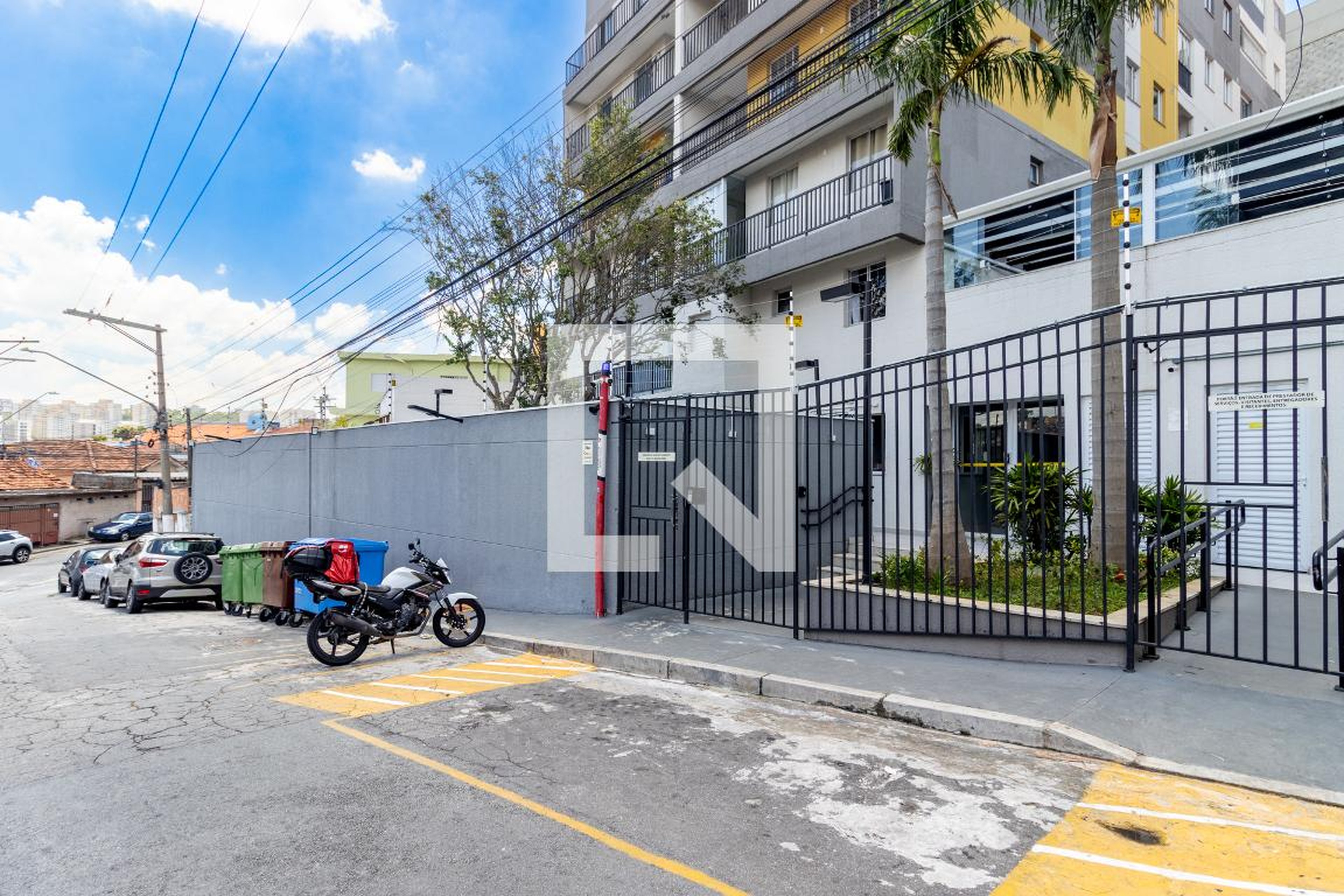 Fachada Condomínio Metrocasa Campo Limpo