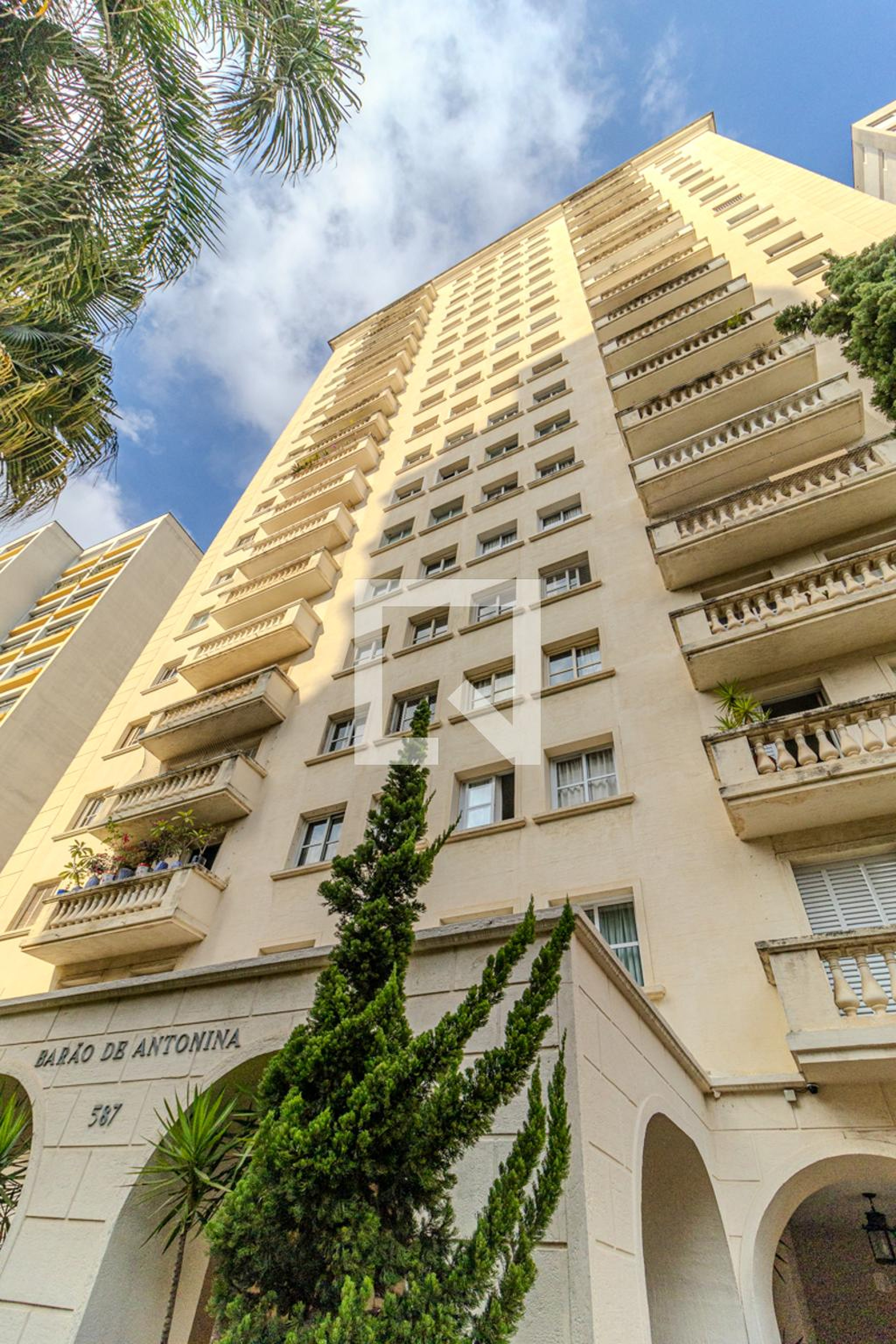 Fachada Condomínio Barão de Antonina