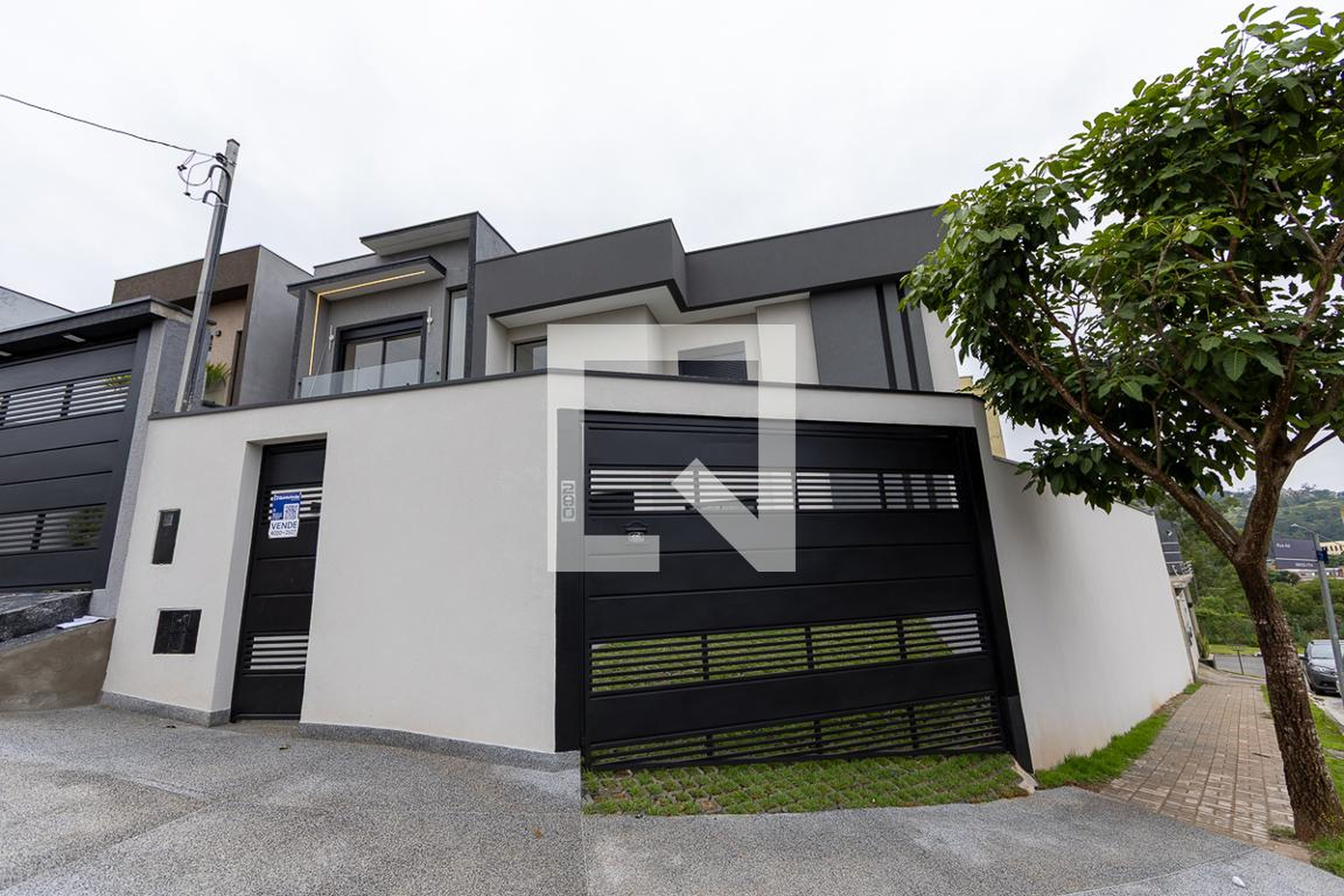 Fachada Condomínio em Rua Acará, 280