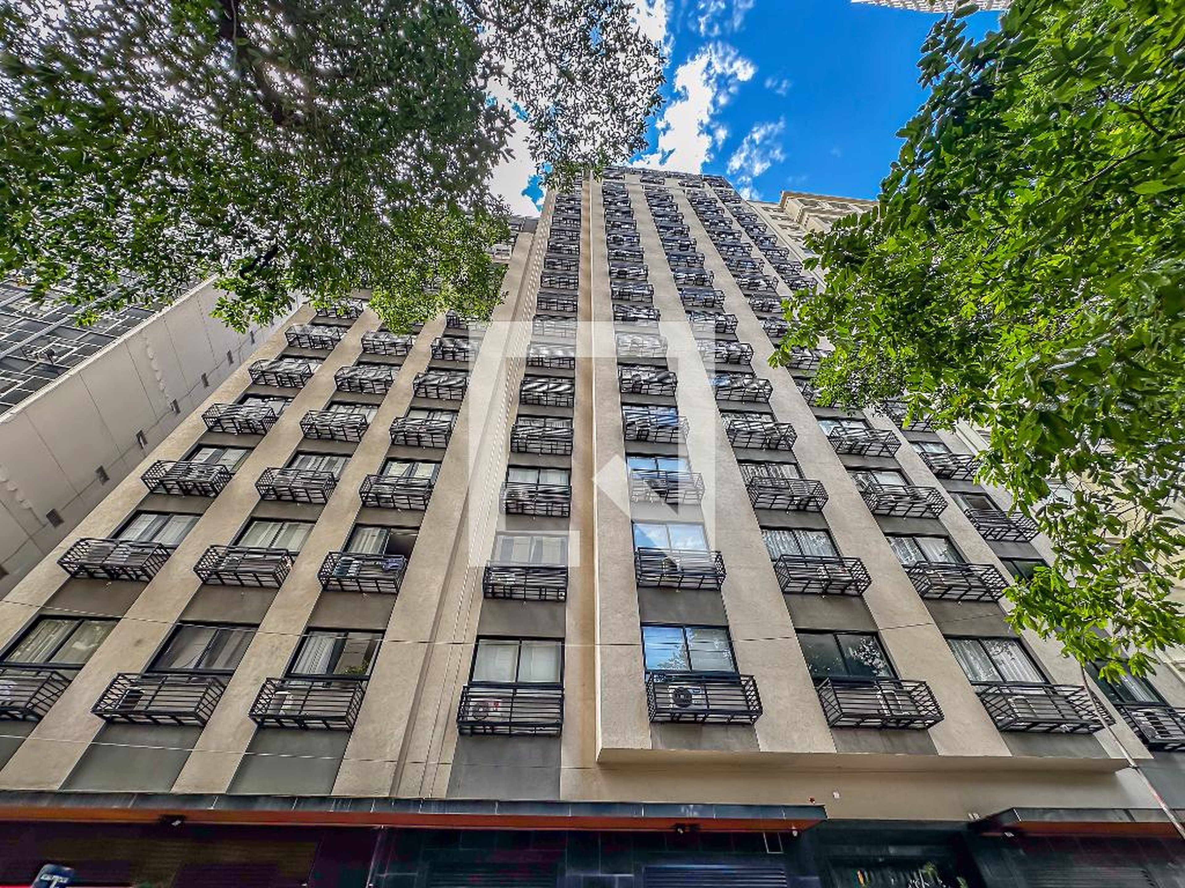 Fachada Condomínio Send Cooliving