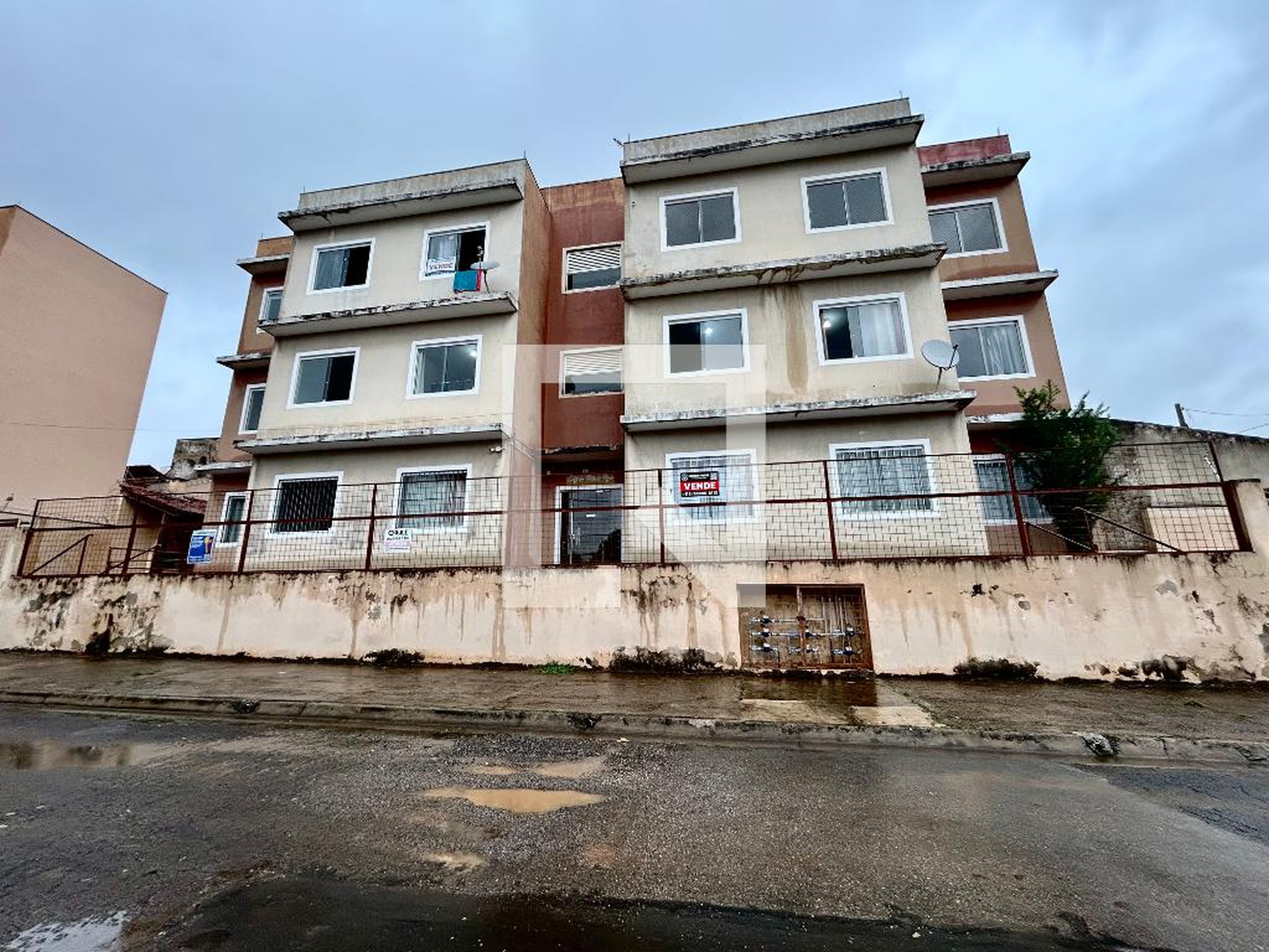 Fachada Condomínio Vitória Regia