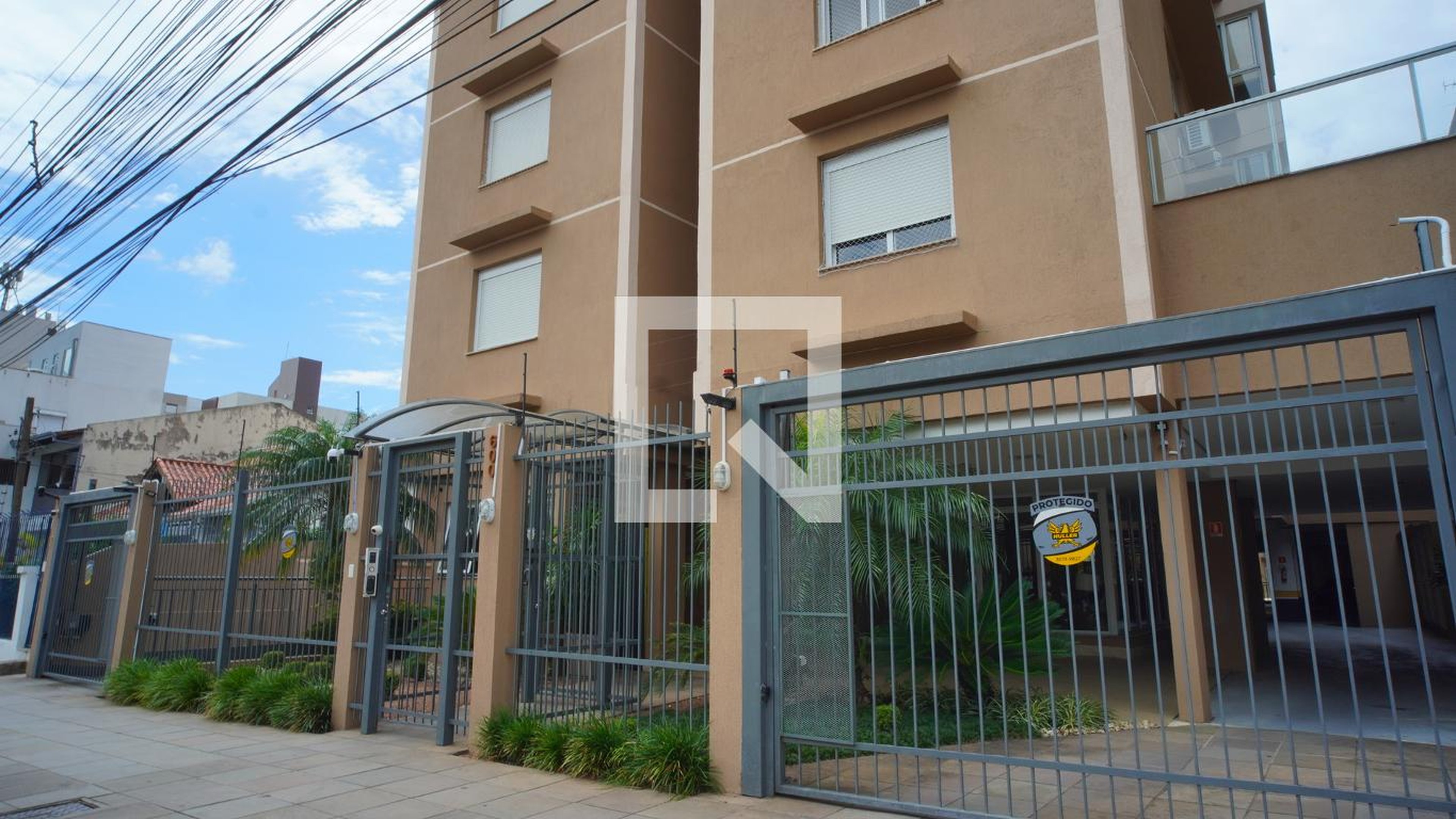 Fachada do Prédio Condomínio Lovely Santana