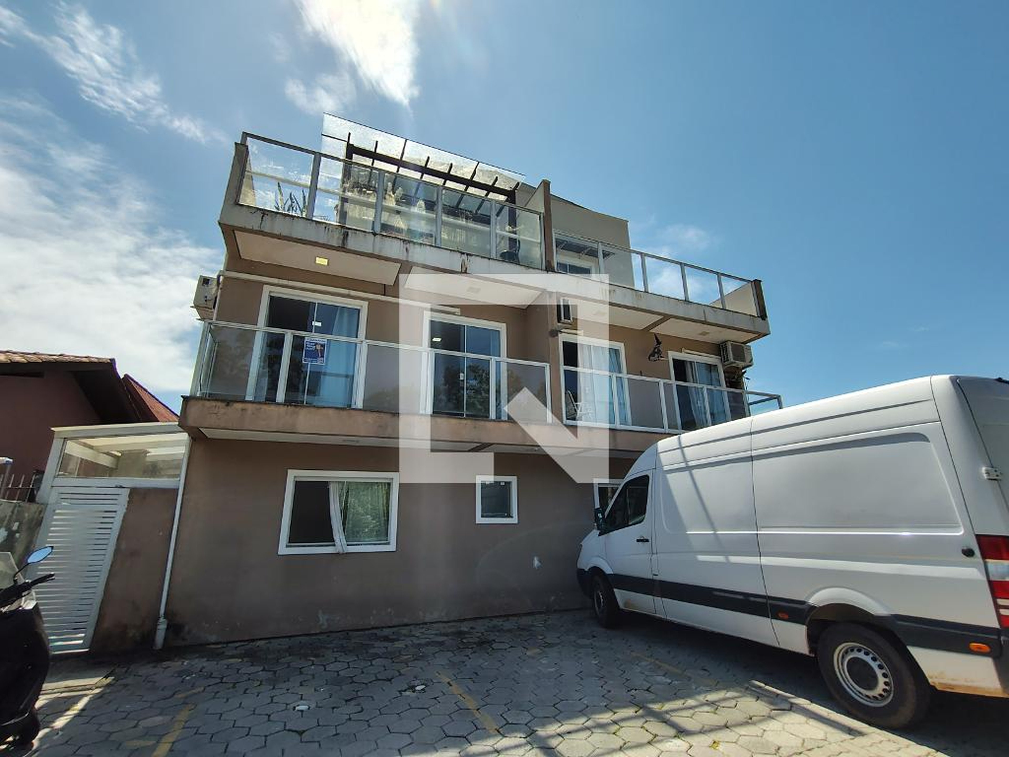 Fachada Condomínio em Travessa Jambolão, 128