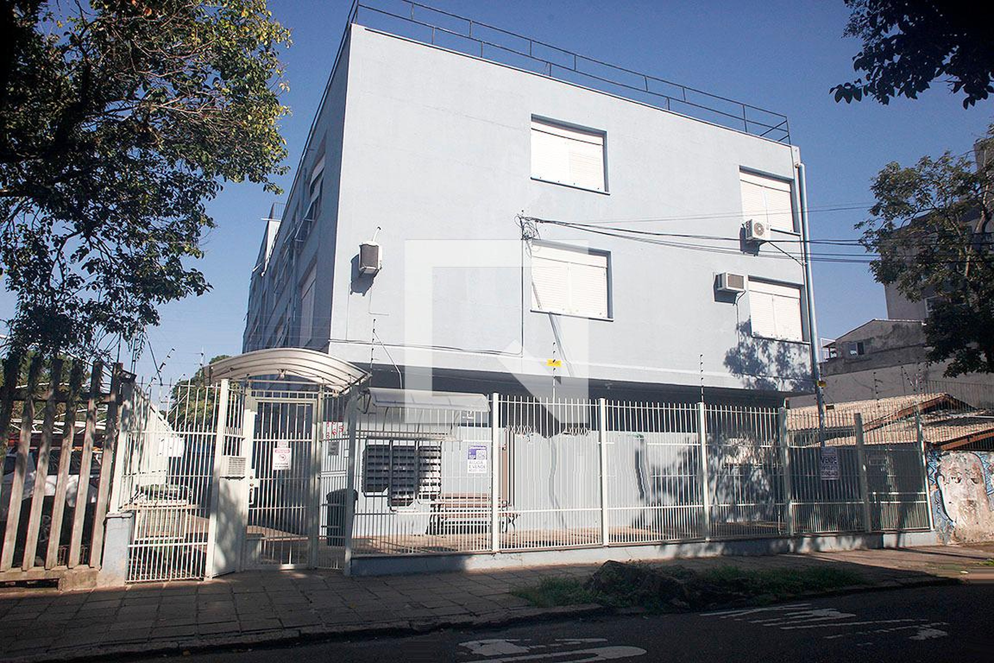 Fachada Condomínio em Rua General Lima e Silva, 1663