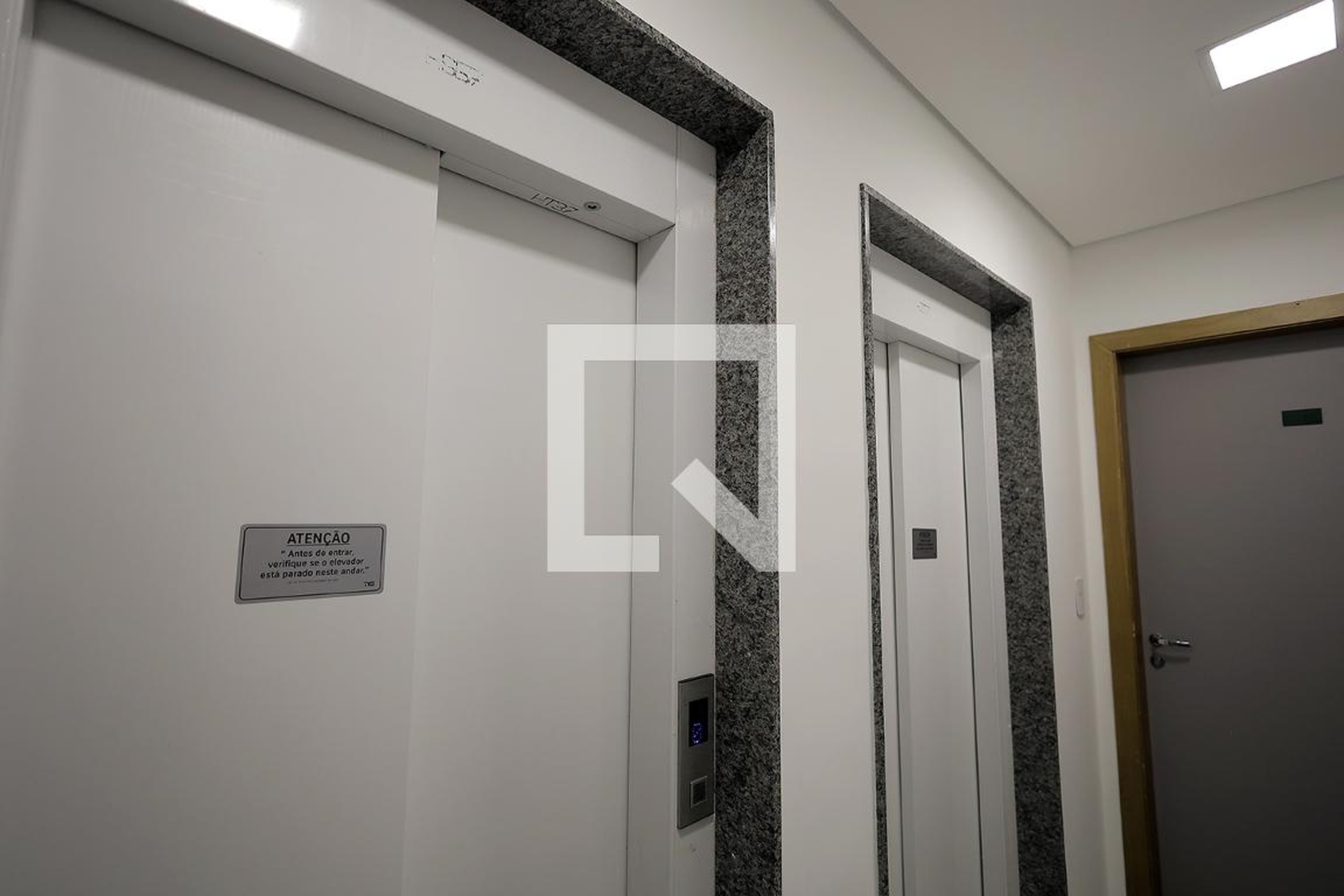 Elevador Condomínio em Rua García Rodrigues, 461