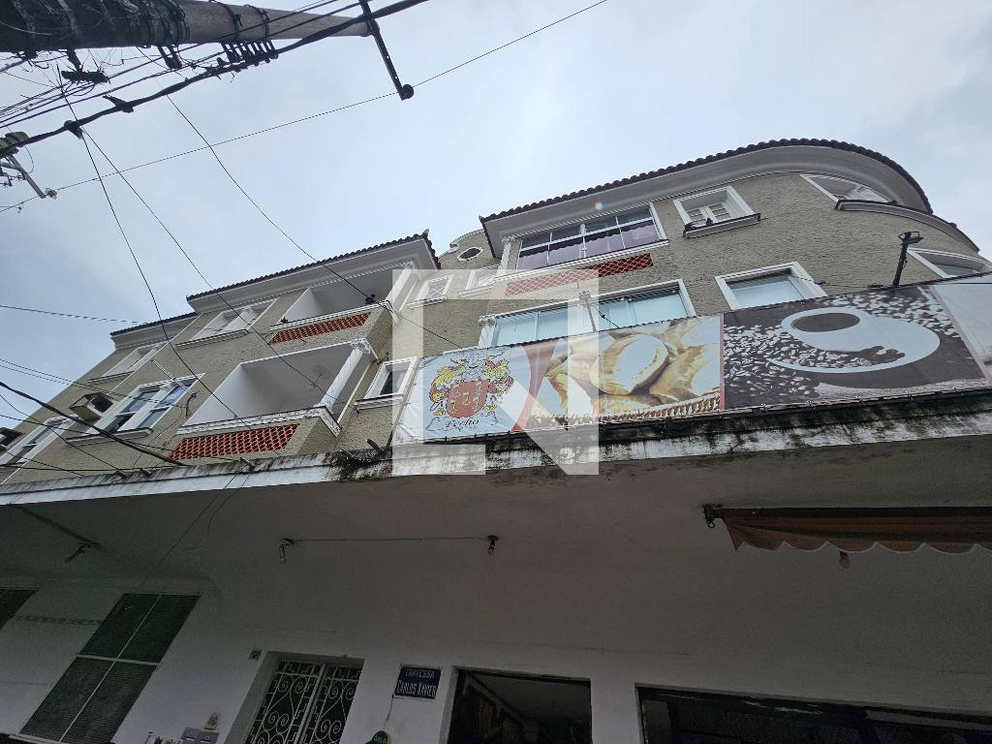 Fachada Condomínio em Travessa Carlos Xavier, 415