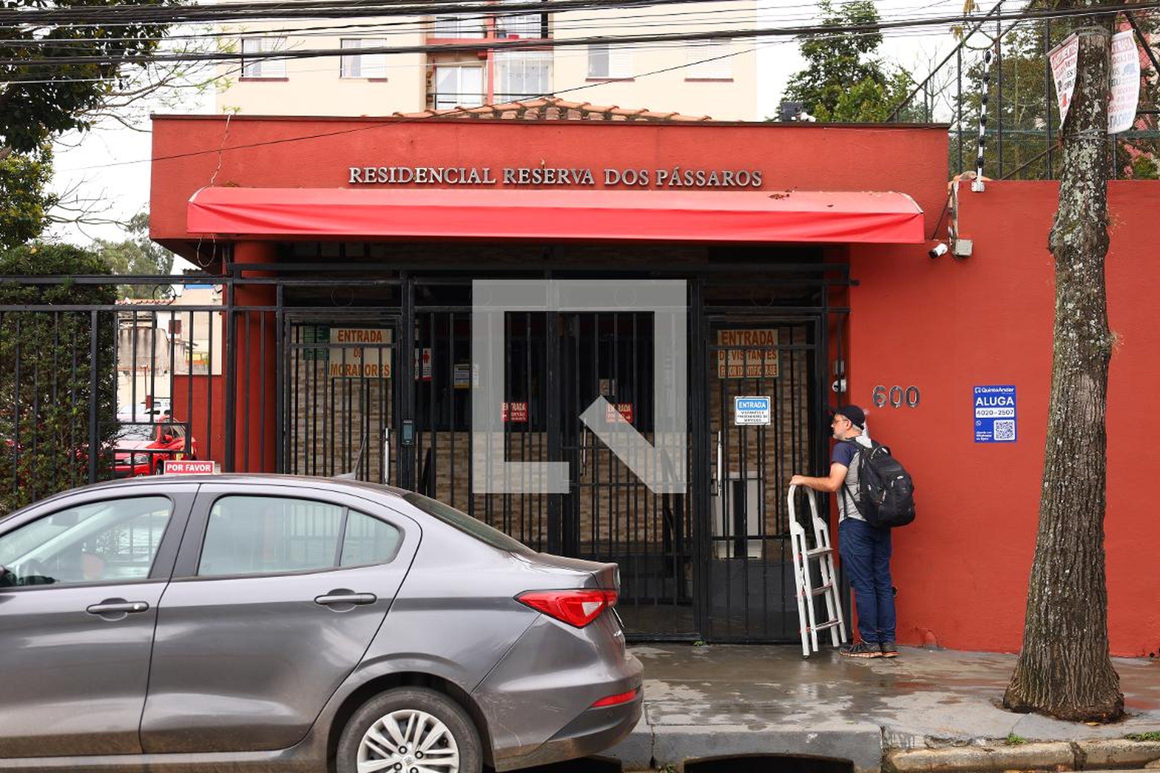 Fachada do condomínio Residencial Reserva dos Pássaros