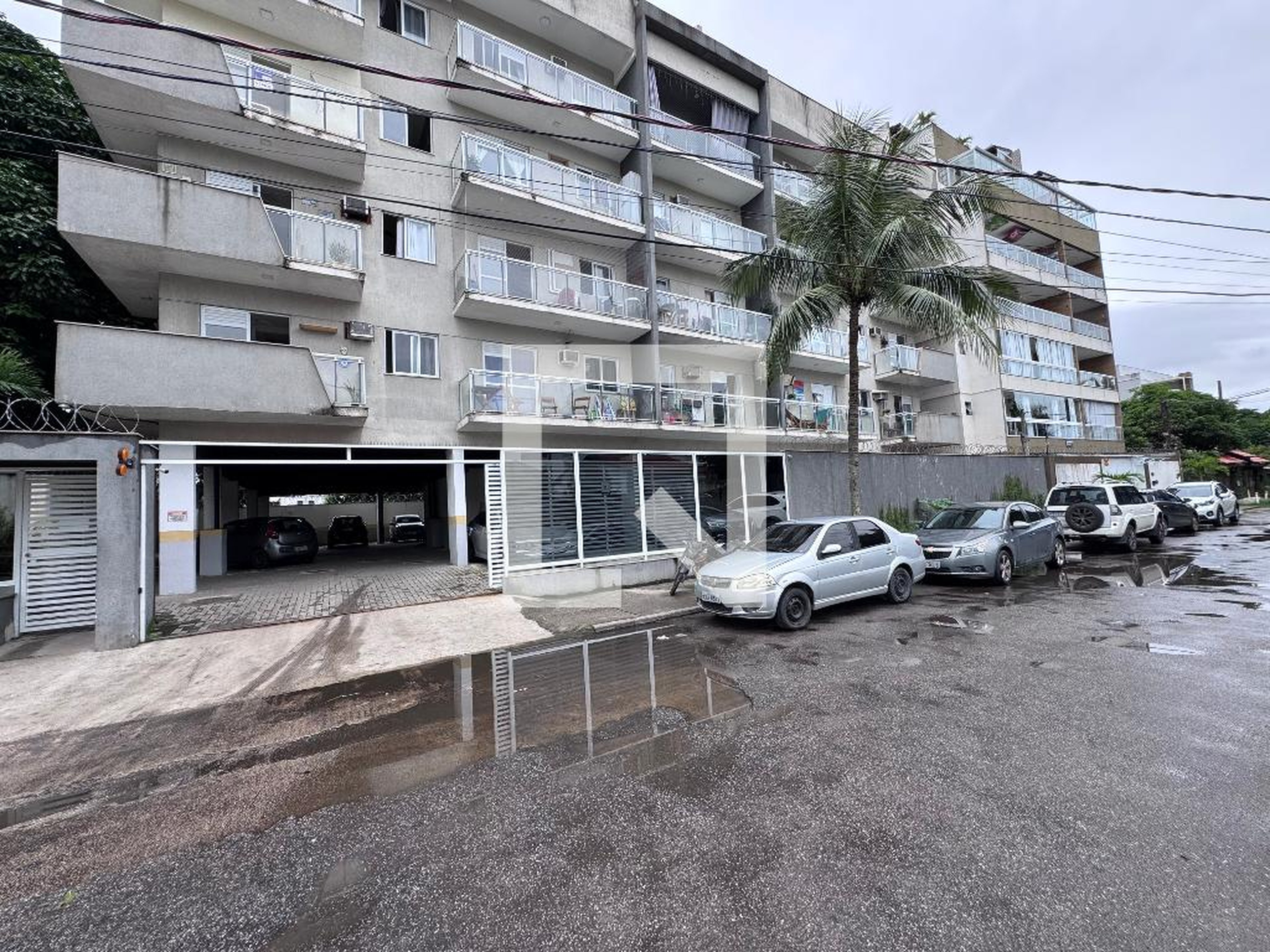 Fachada Condomínio em Rua E, 311