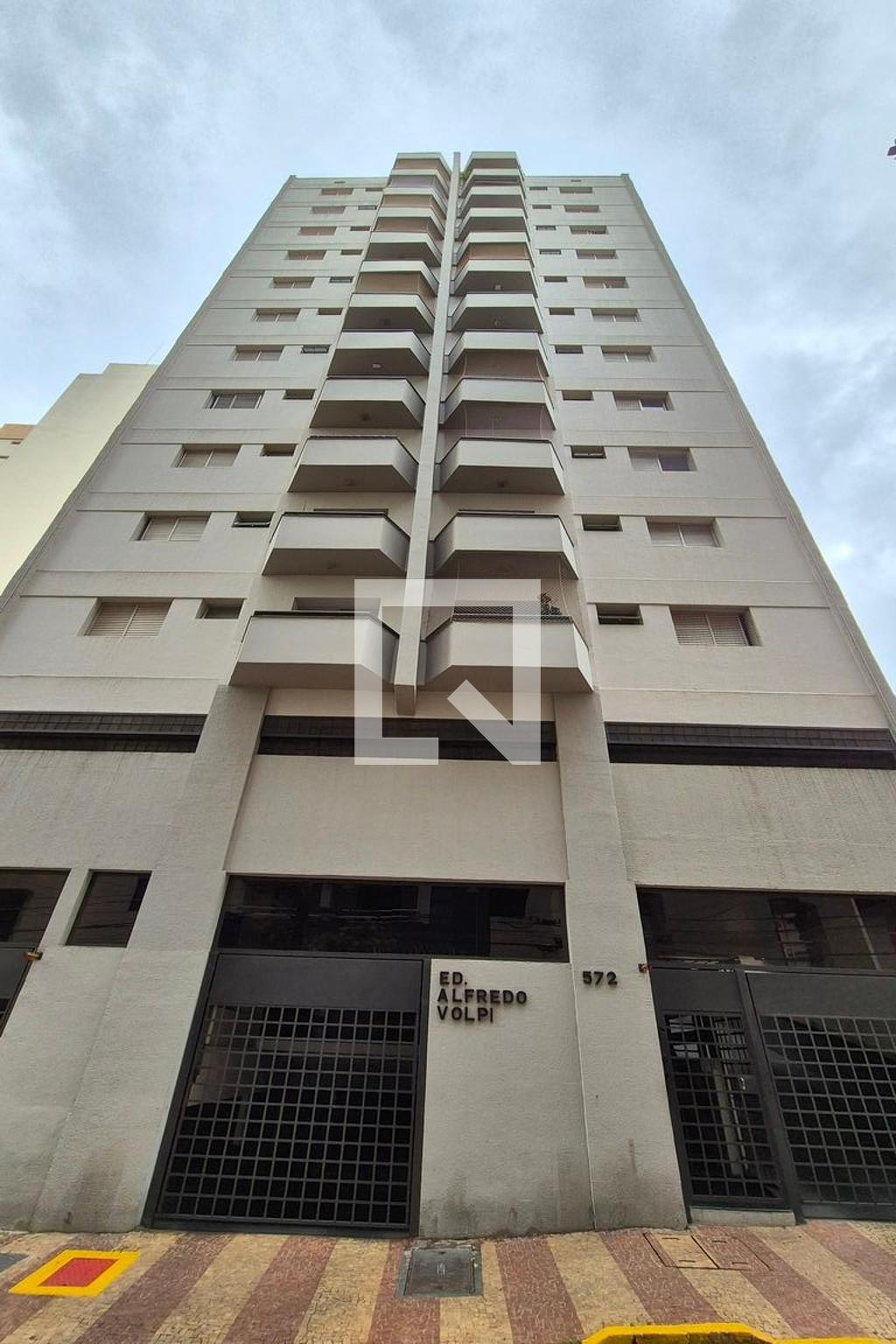 Fachada do Prédio Condomínio Alfredo Volpi