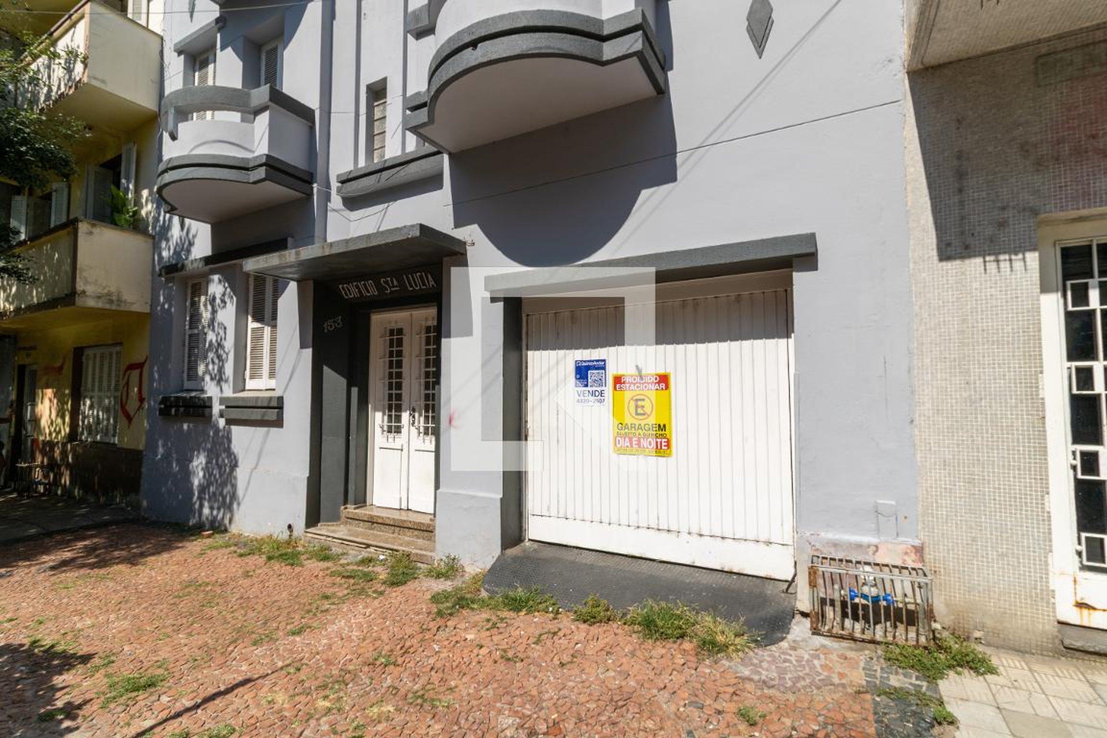 Fachada Condomínio em Rua 24 de Maio, 153