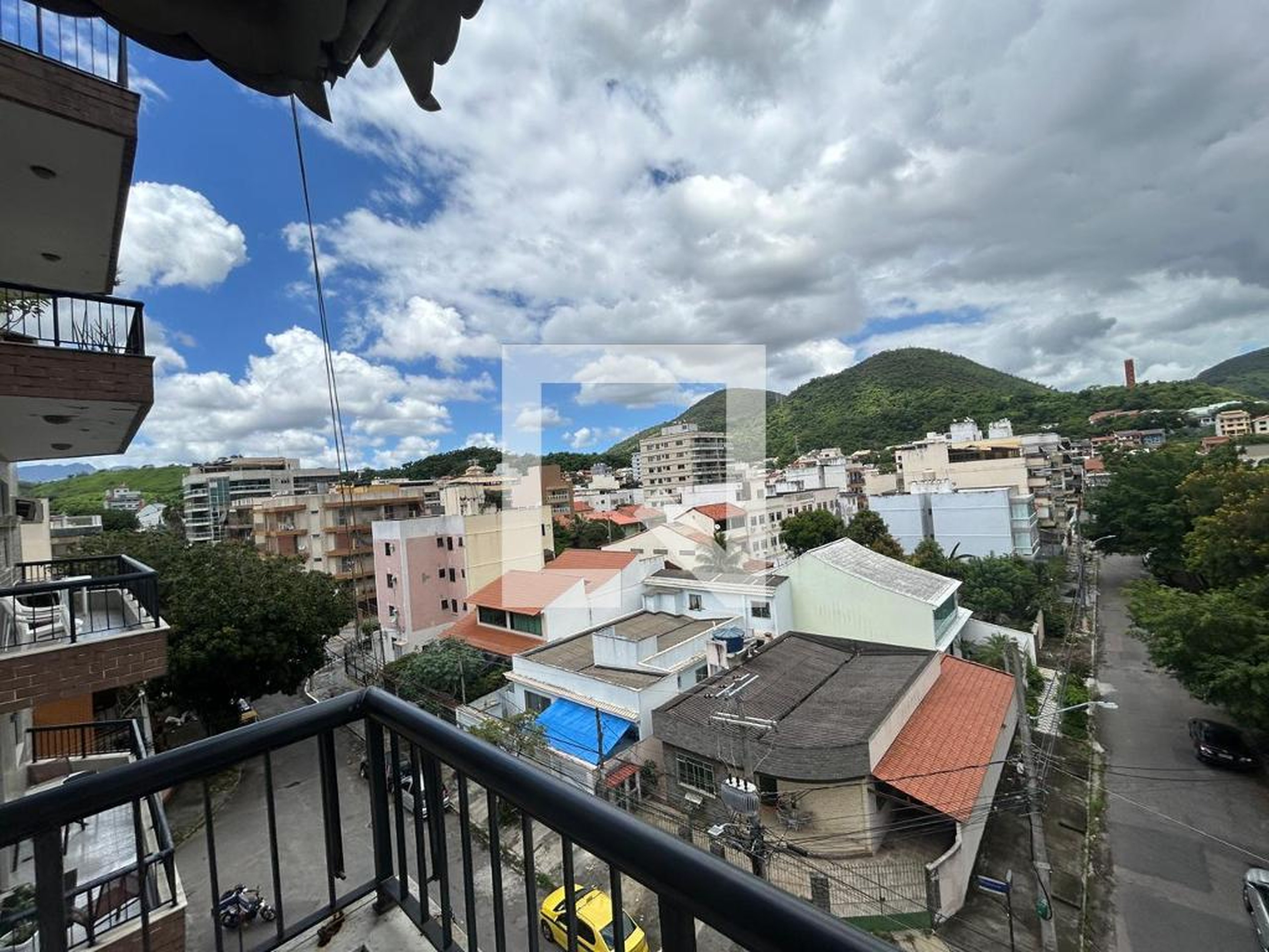 Área externa Condomínio em Rua Cardo Santos, 212