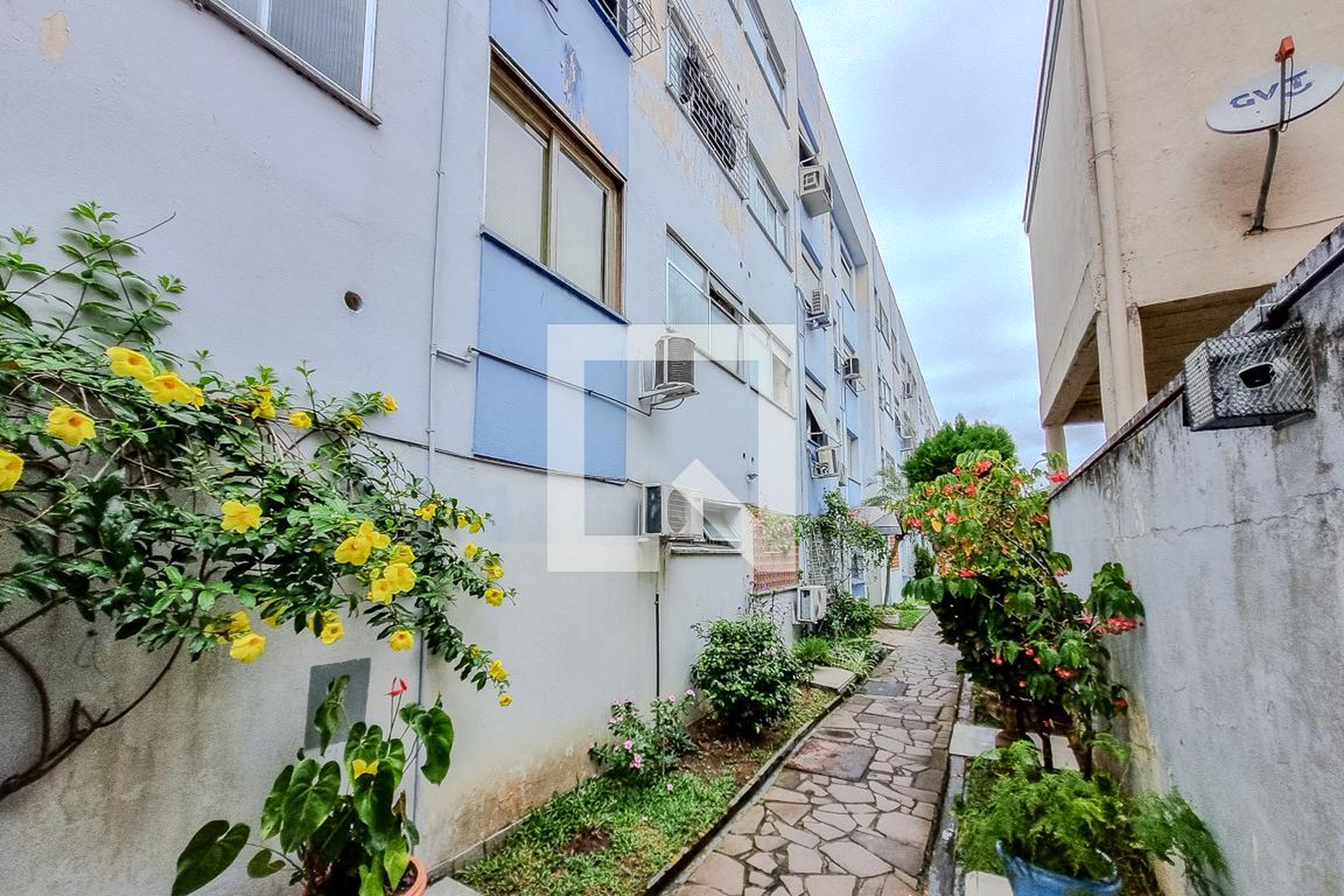Fachada Condomínio em Rua Coronel Massot, 1379