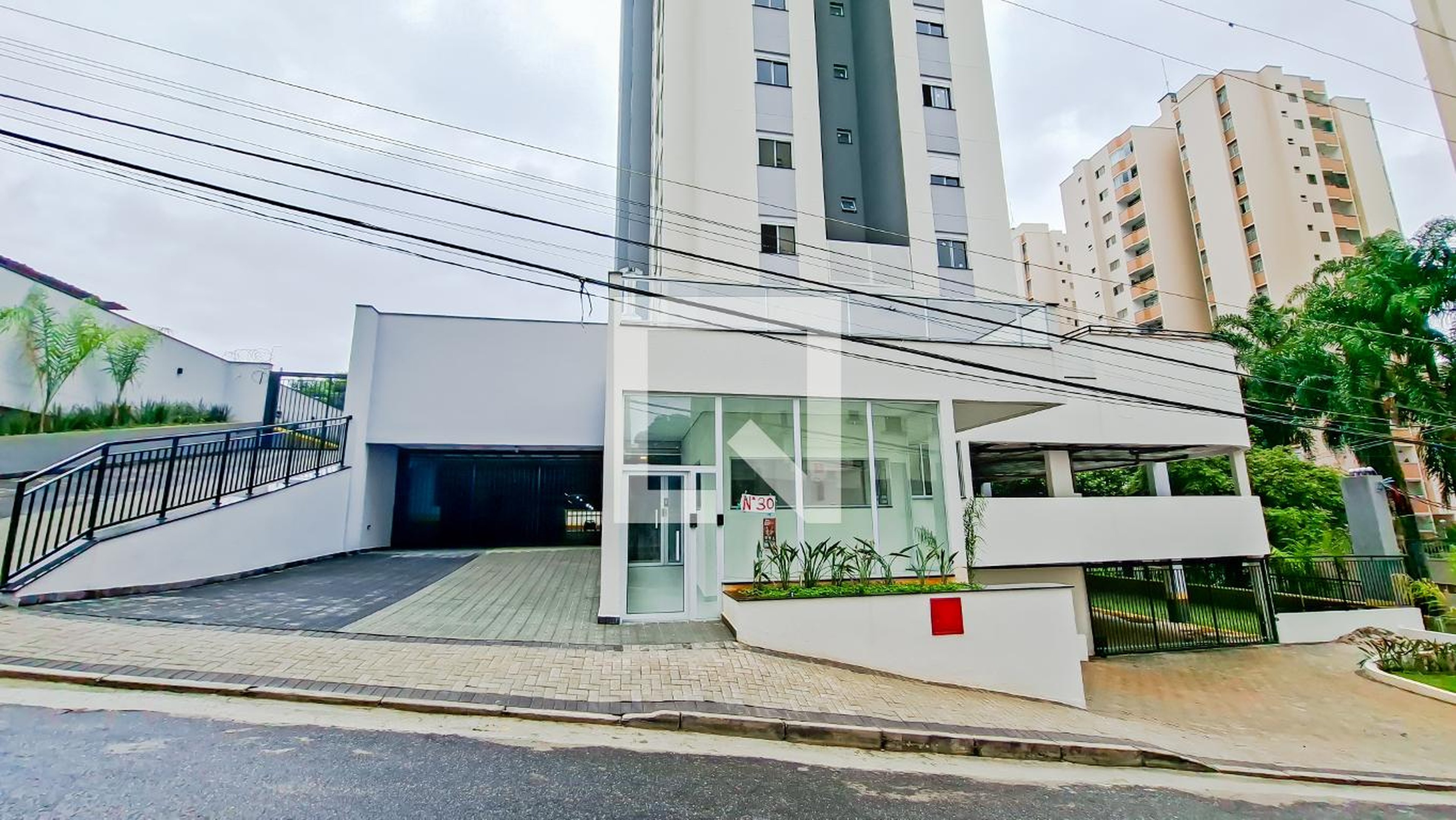 Fachada do Prédio Condomínio em Rua da Penha, 30