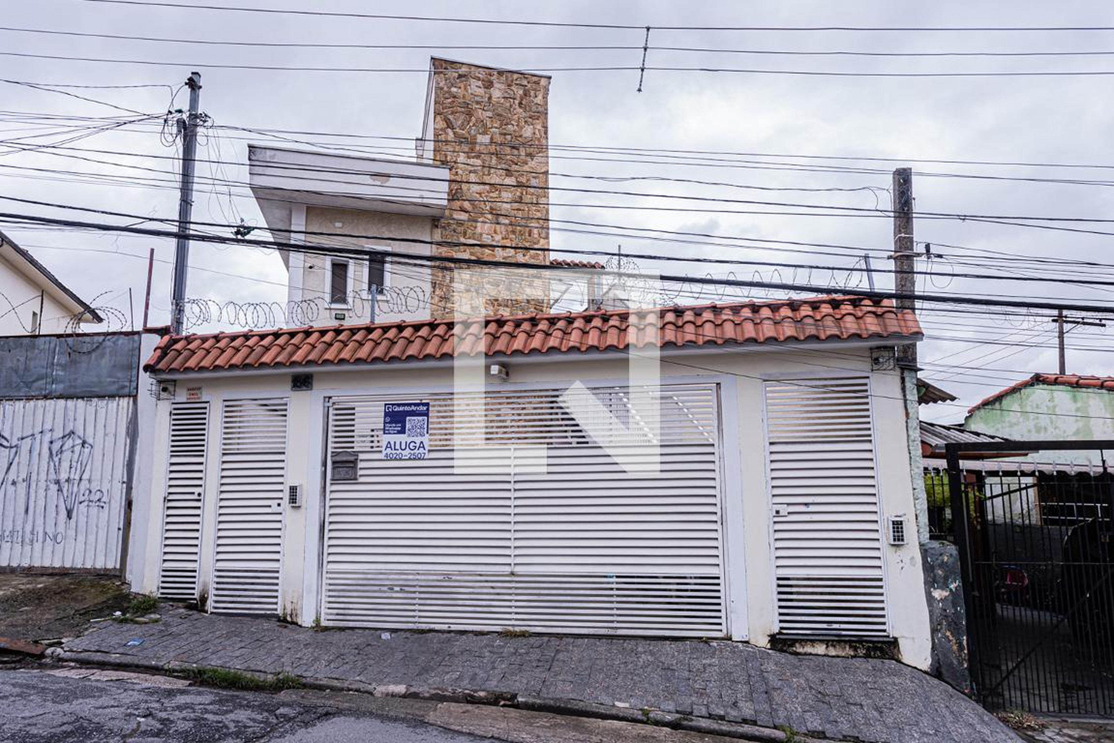 Fachada Condomínio em Rua Pedro Anes, 186