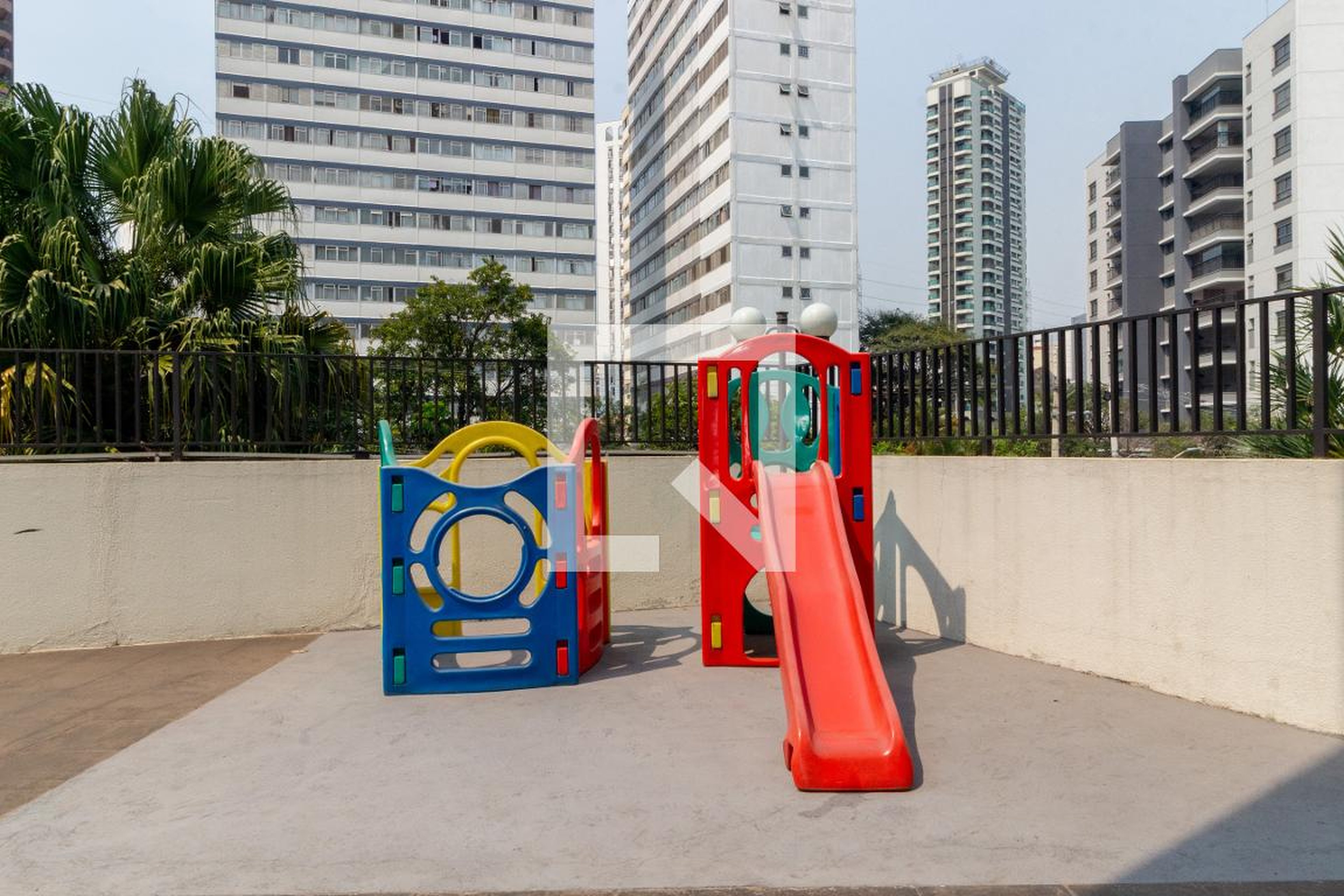 Playground - Edifício Rochester