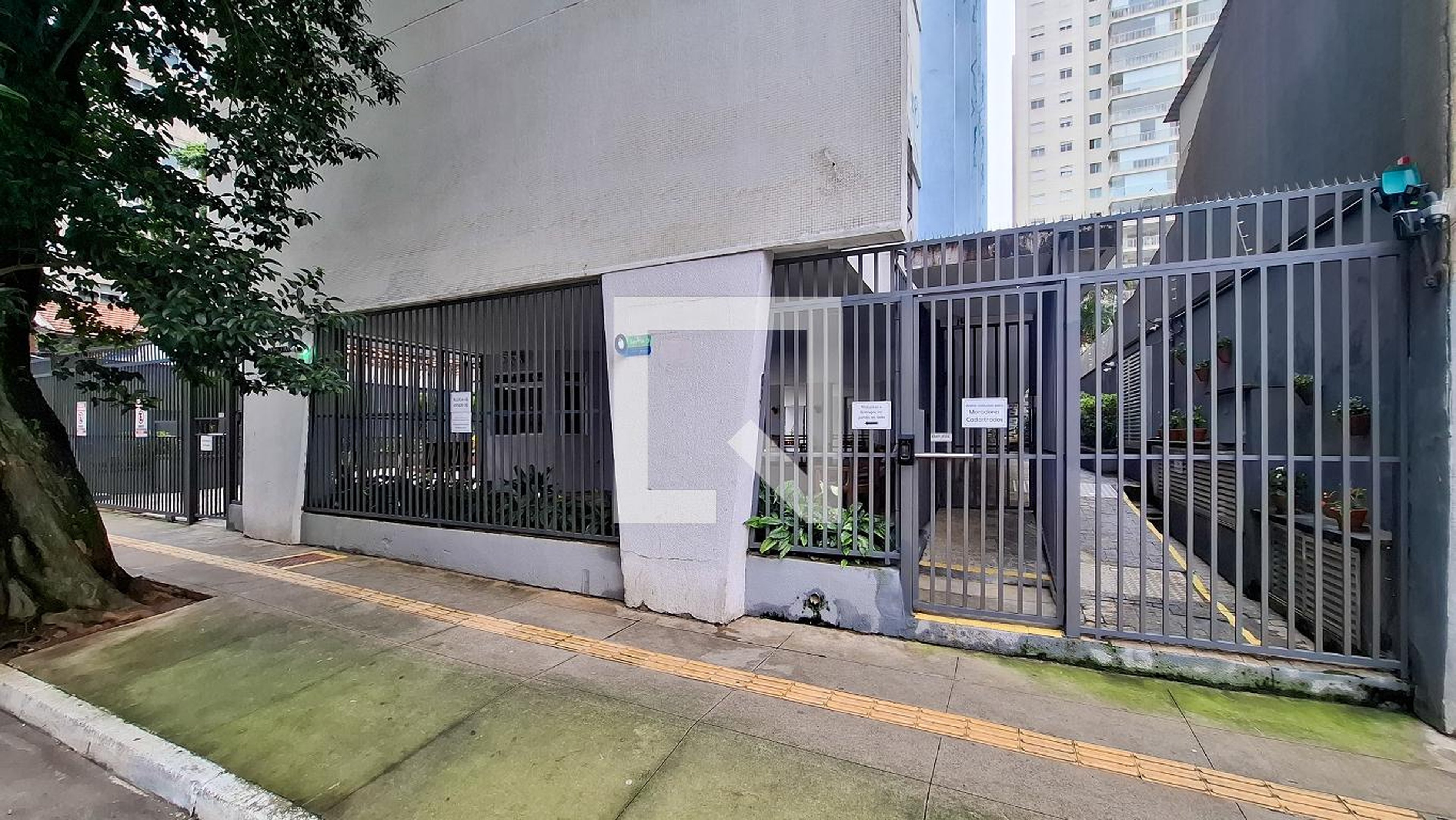 Fachada do Prédio Edifício Jardim Colonial