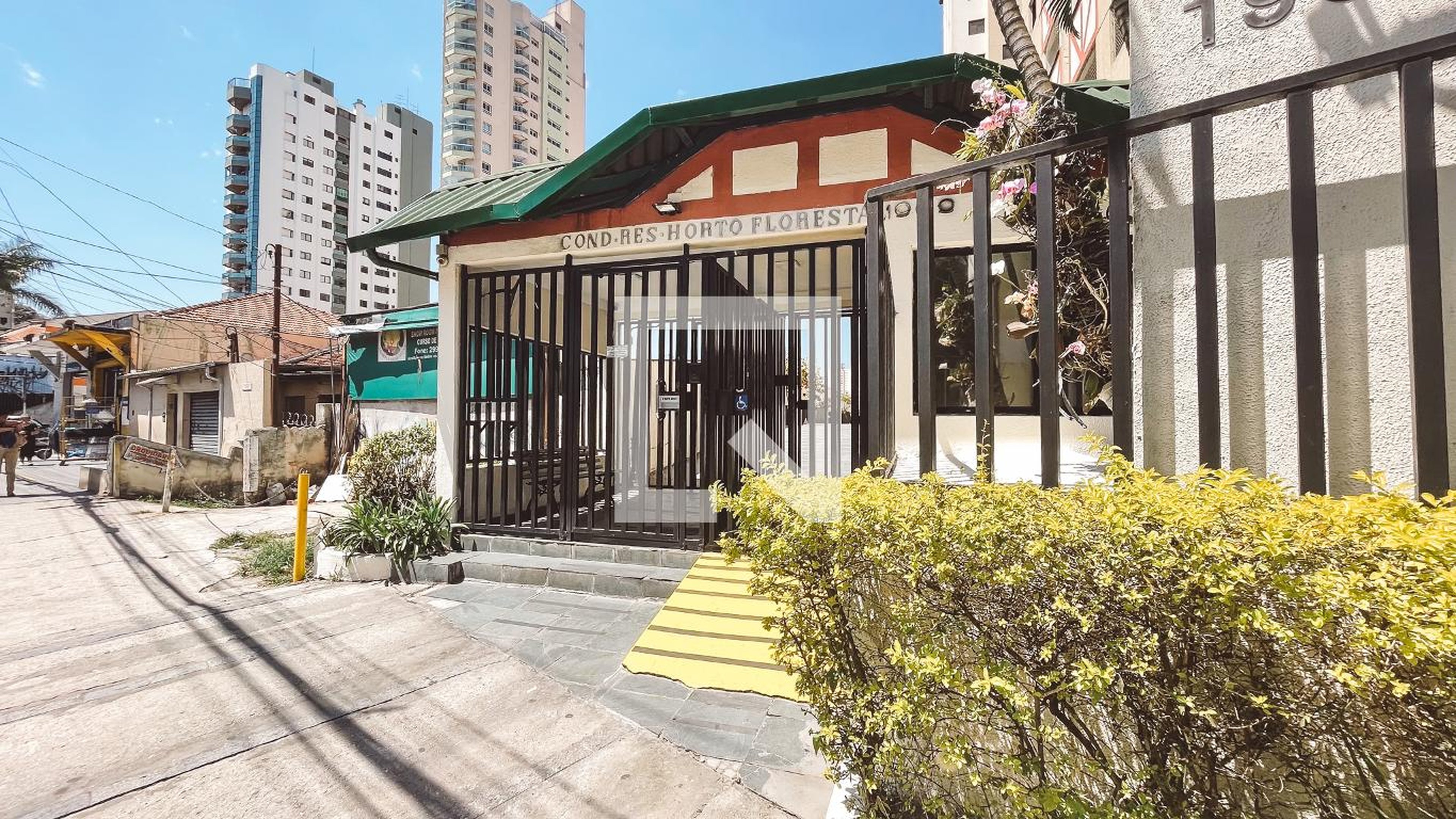Fachada do Prédio Condomínio Conjunto dos Bancários Horto Florestal
