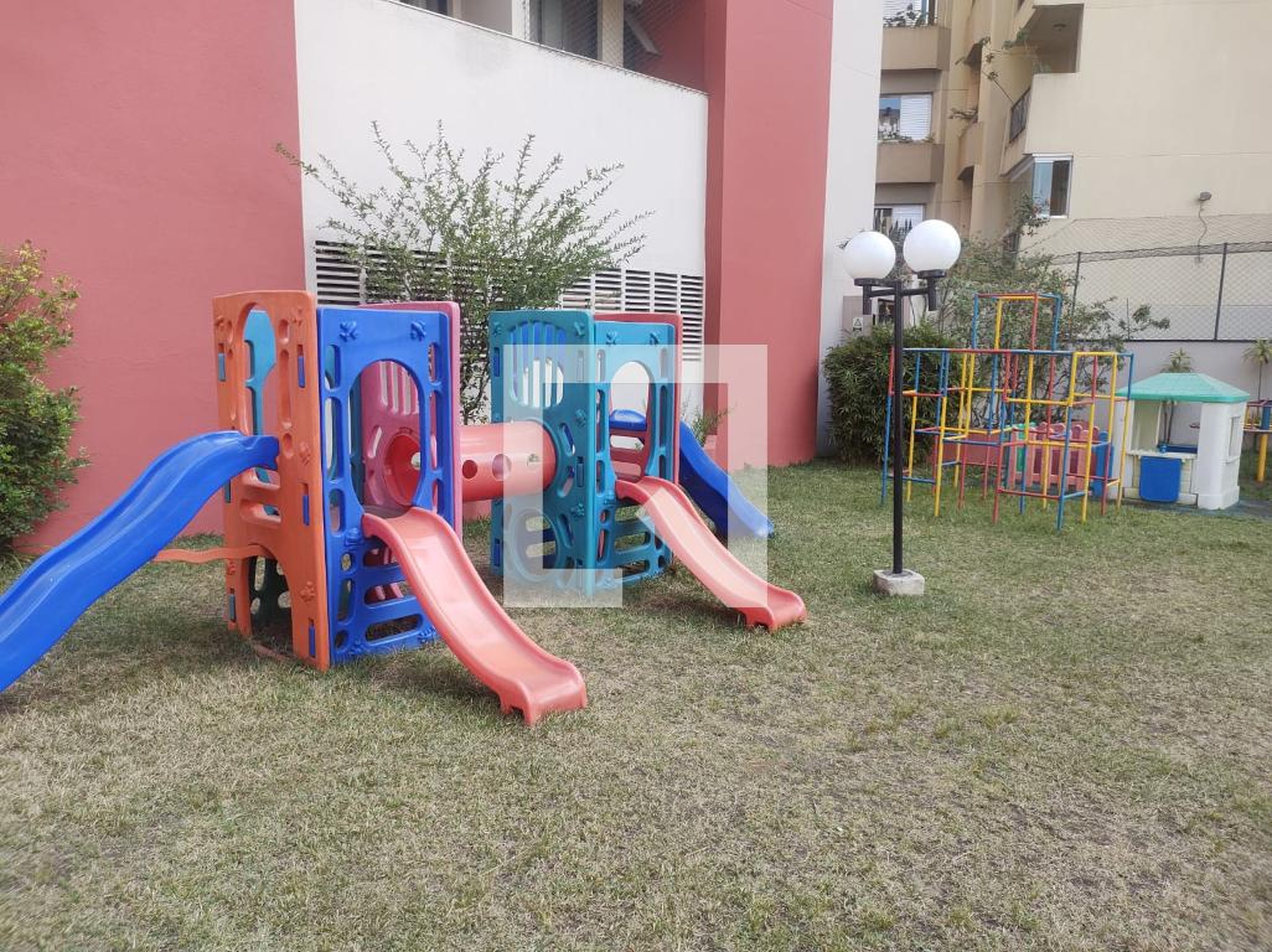 Área externa - Espaço dos Pinheiros