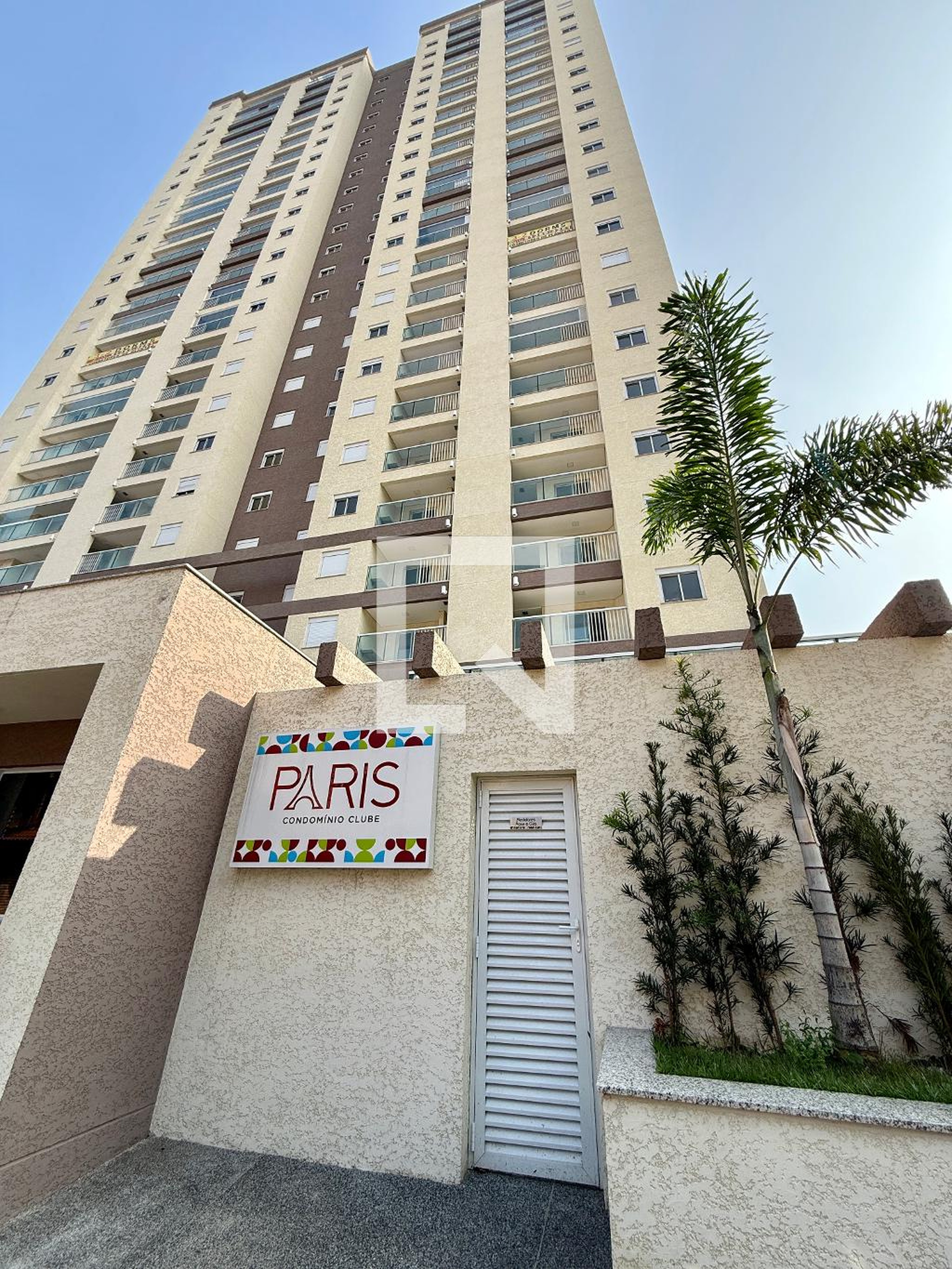 Fachada Condomínio Paris