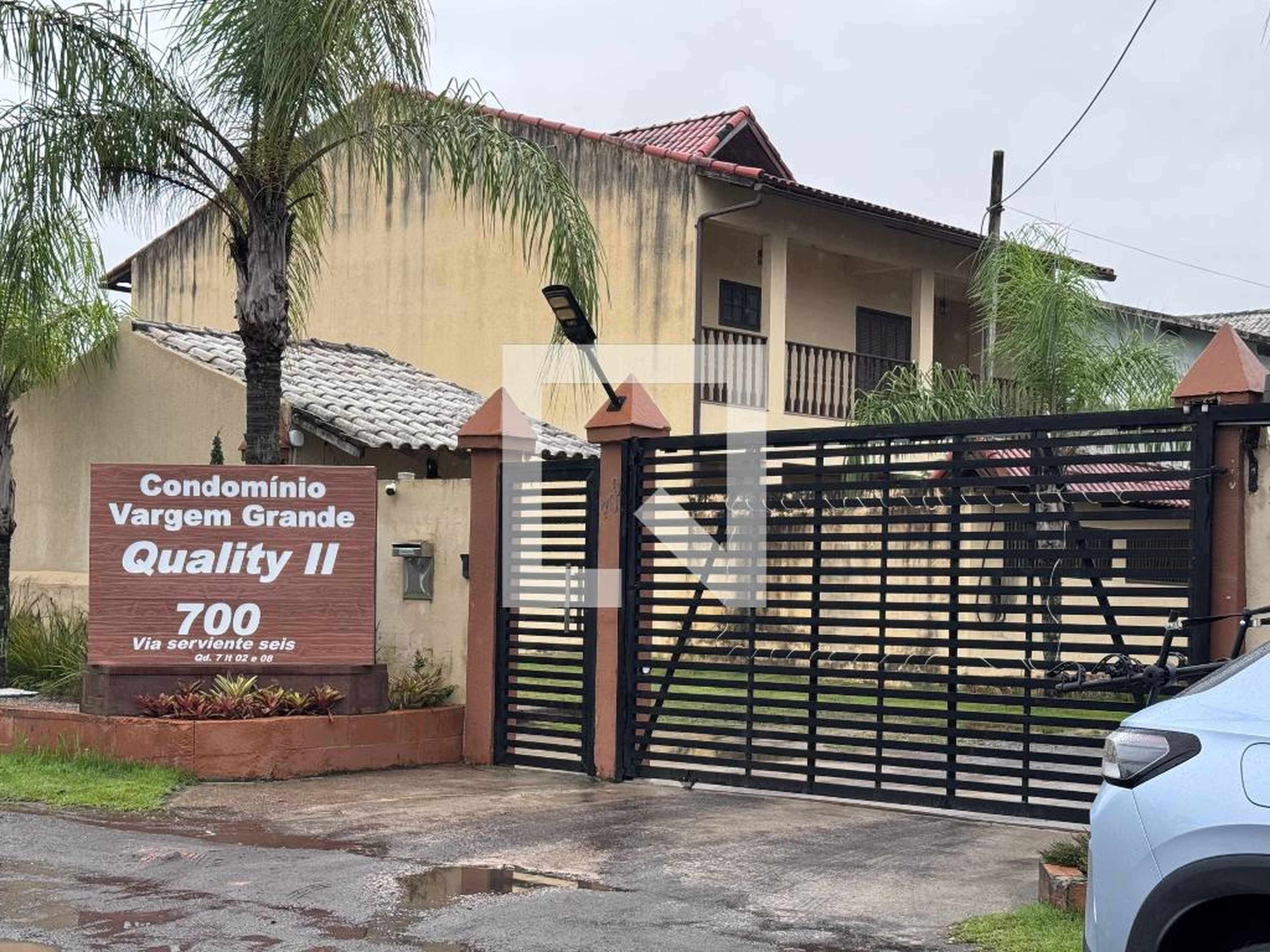 Fachada Condomínio em Via Serviente Seis, 700