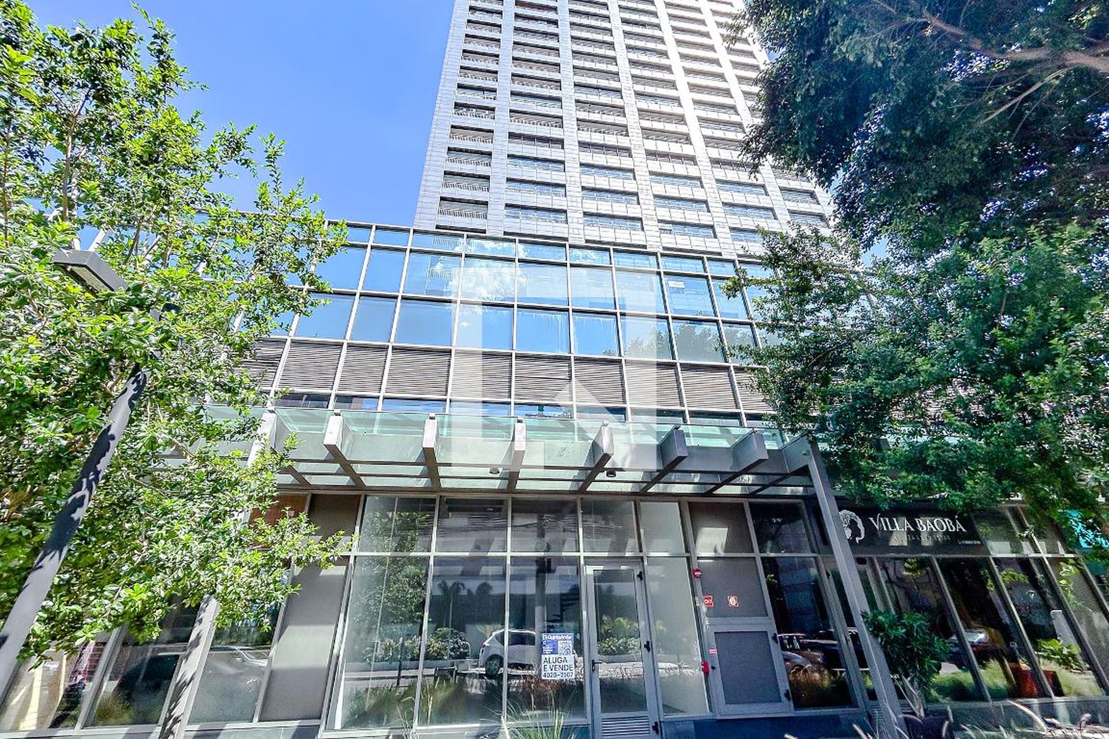 Fachada Condomínio Platina 220