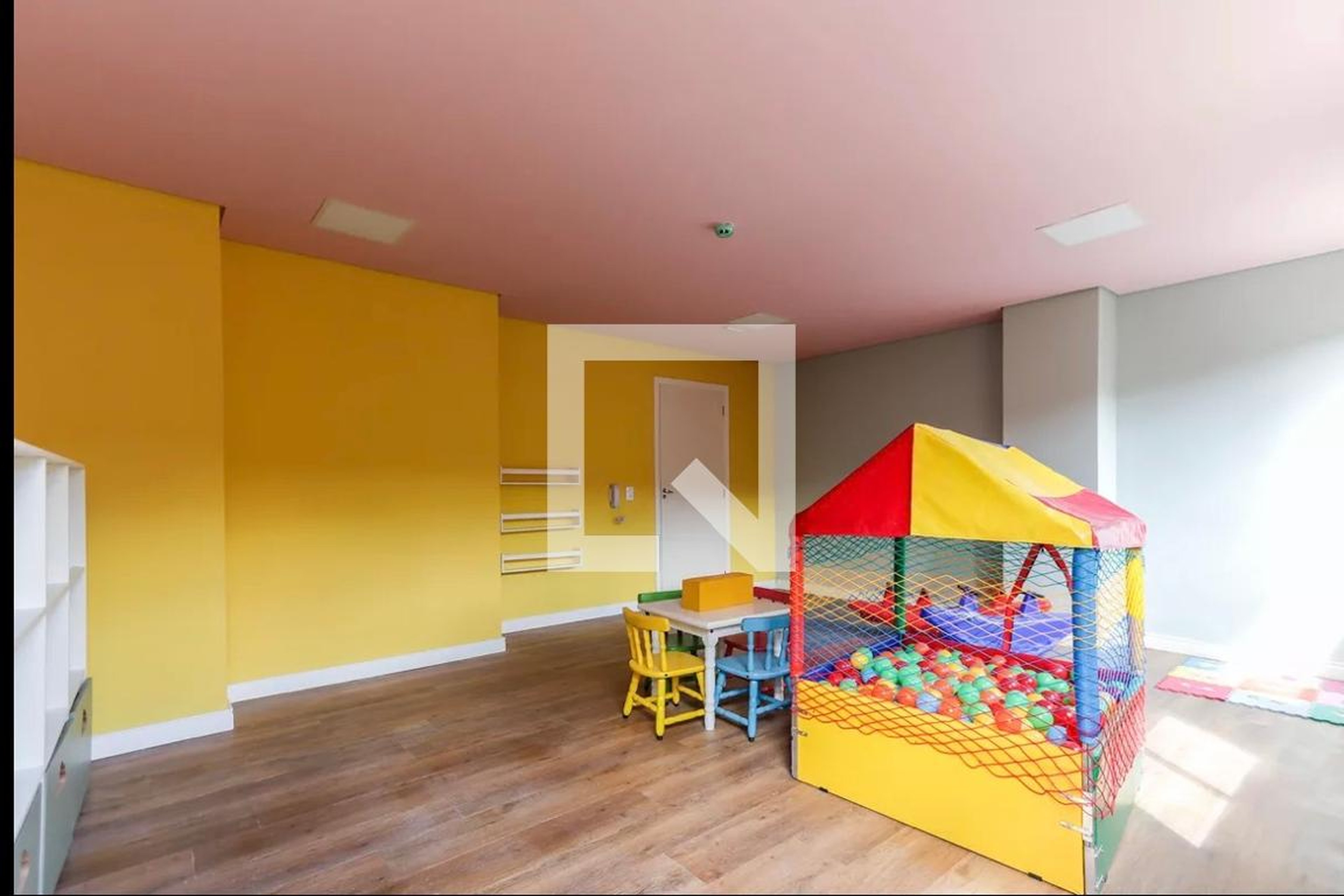 Brinquedoteca Condomínio em Rua Ministro Edmundo Lins, 216