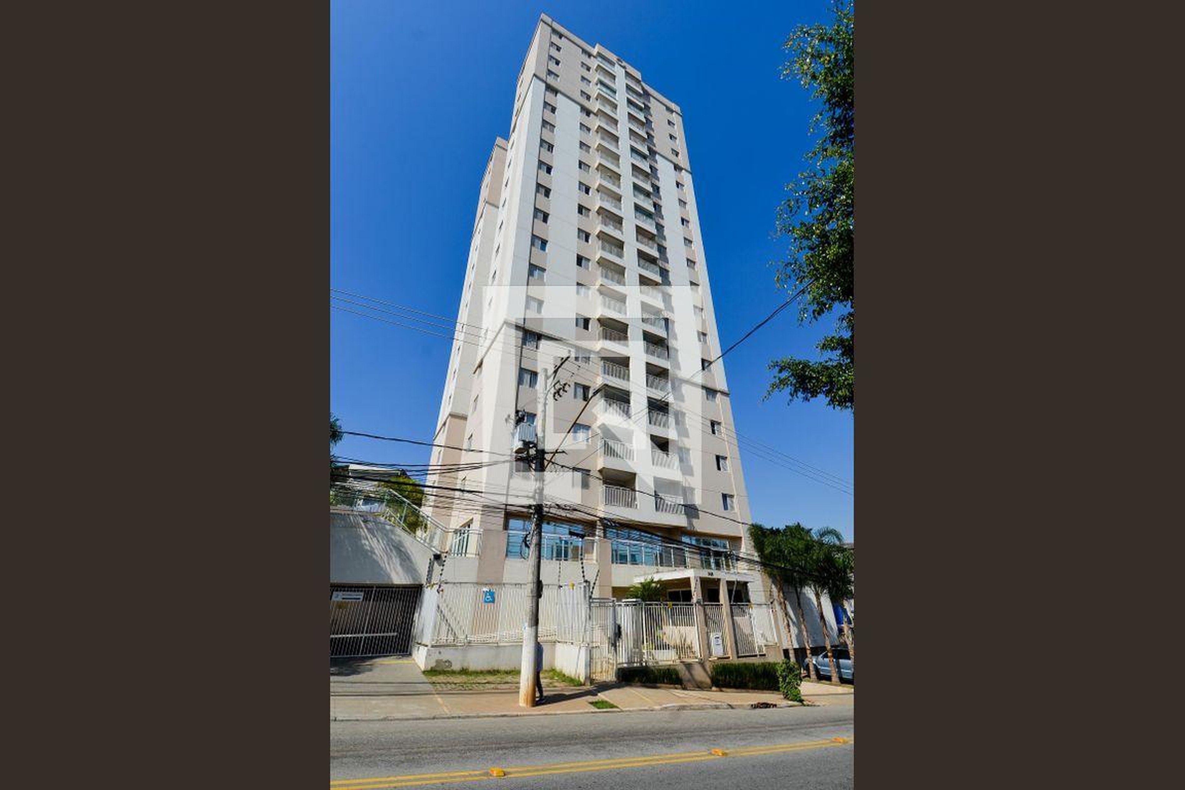 Fachada Residencial Flowers