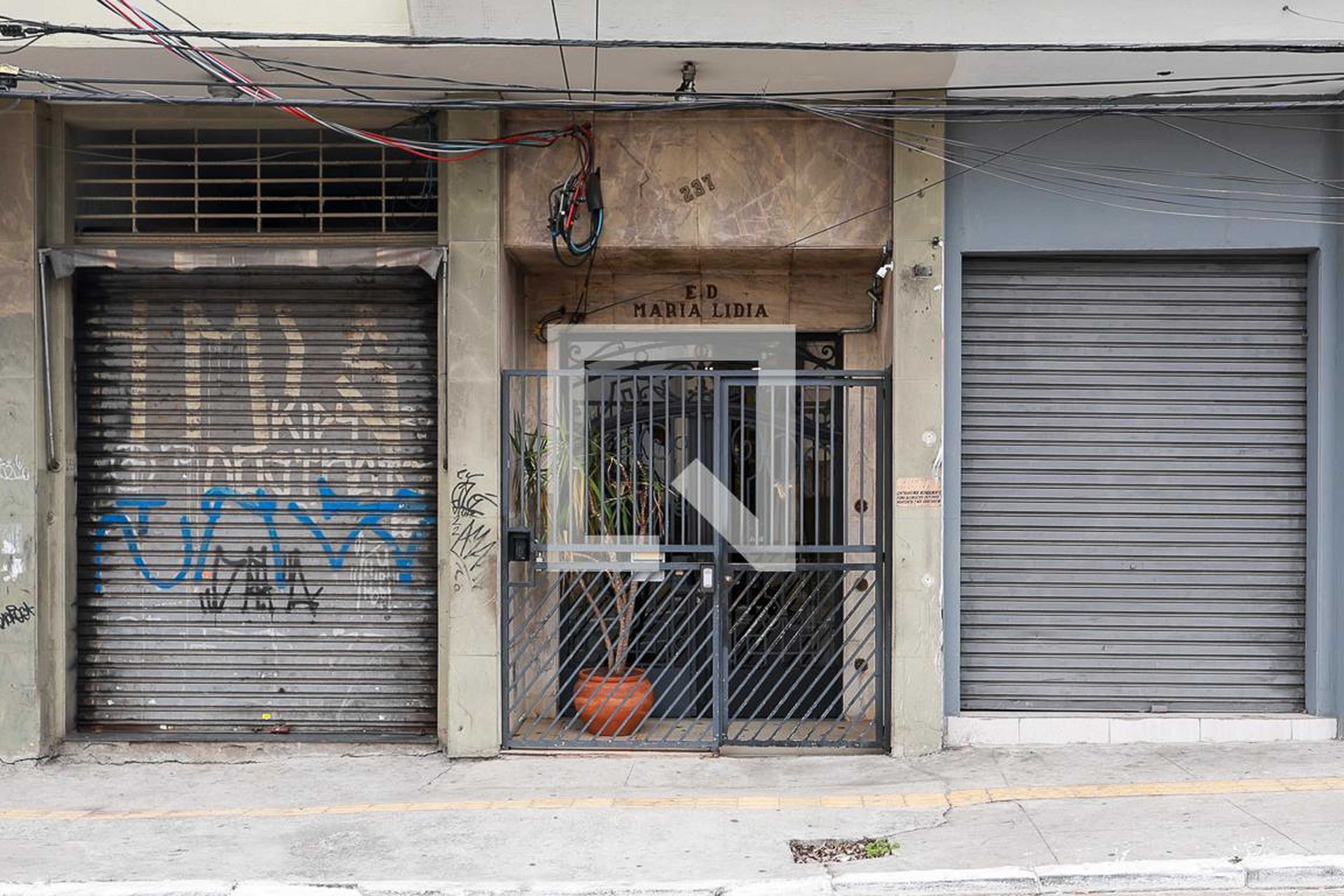 Fachada do condomínio Condomínio Maria Lídia