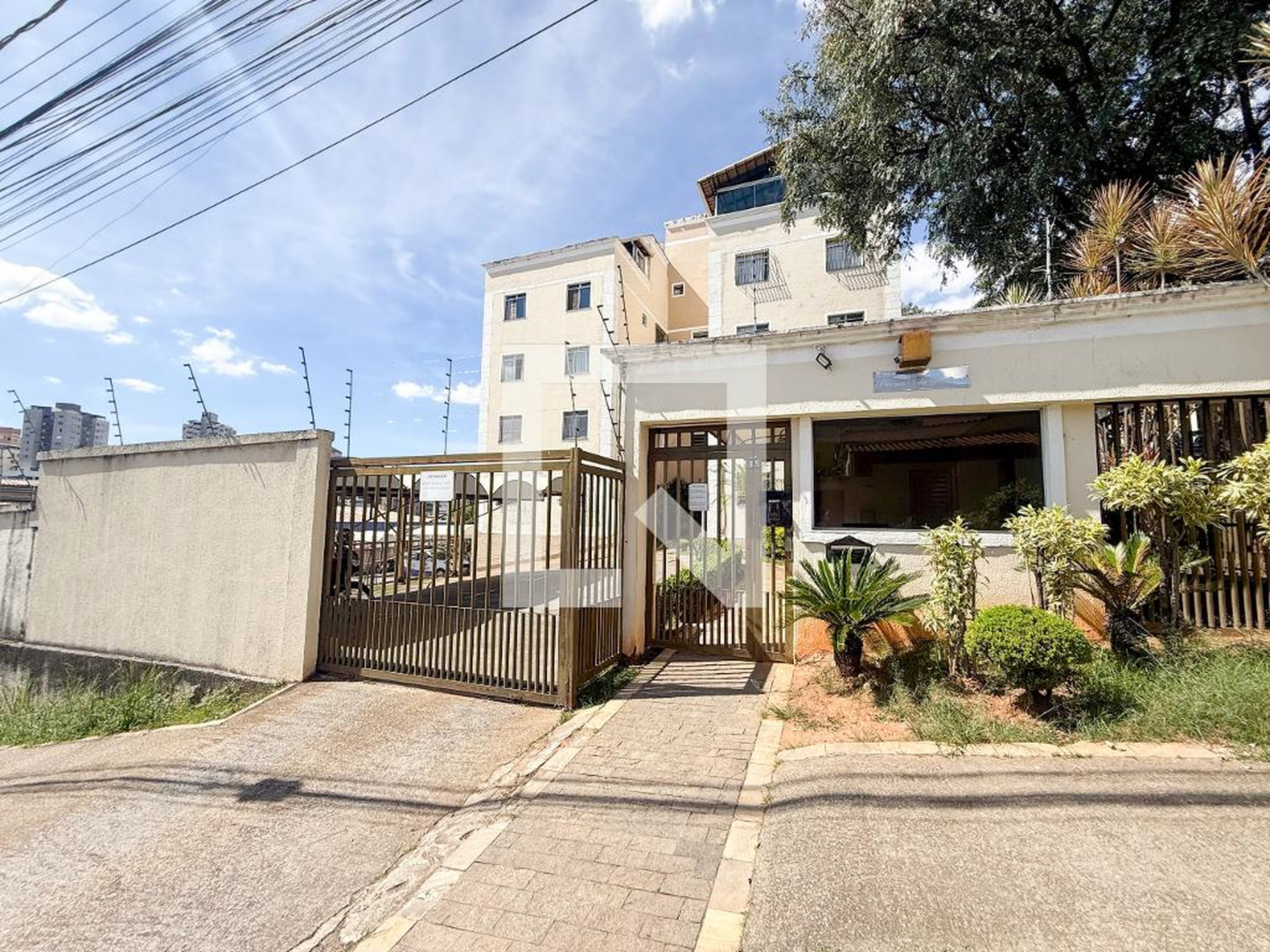 Fachada Residencial Parque Vila Serrana