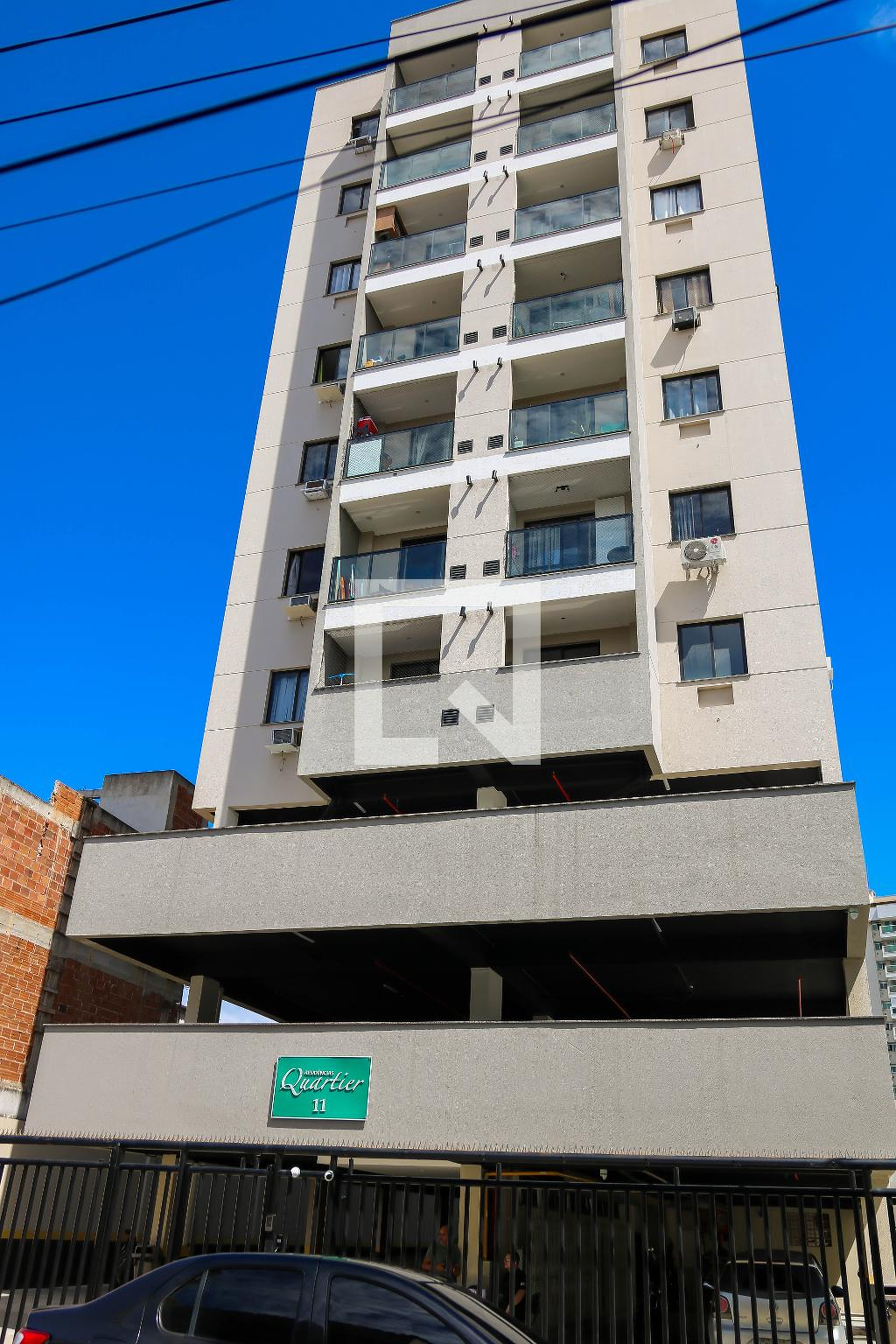 Fachada Condomínio Residencias Quartier