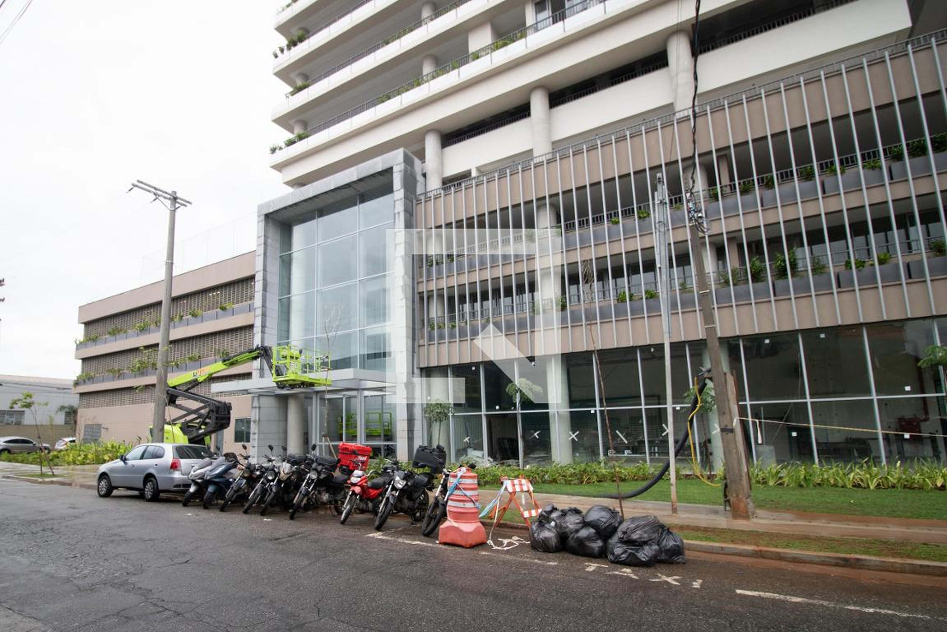 FACHADA Condomínio Mawe Braz Leme