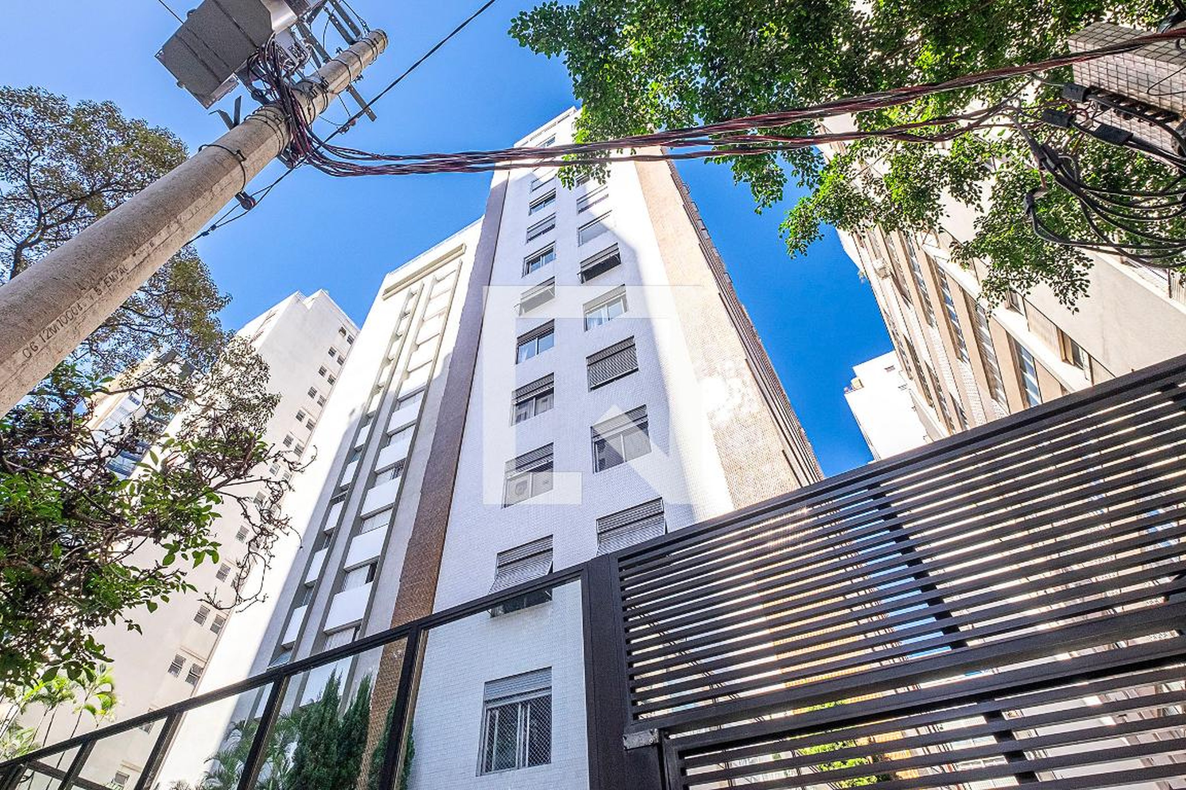 Fachada Edifício Sarigi