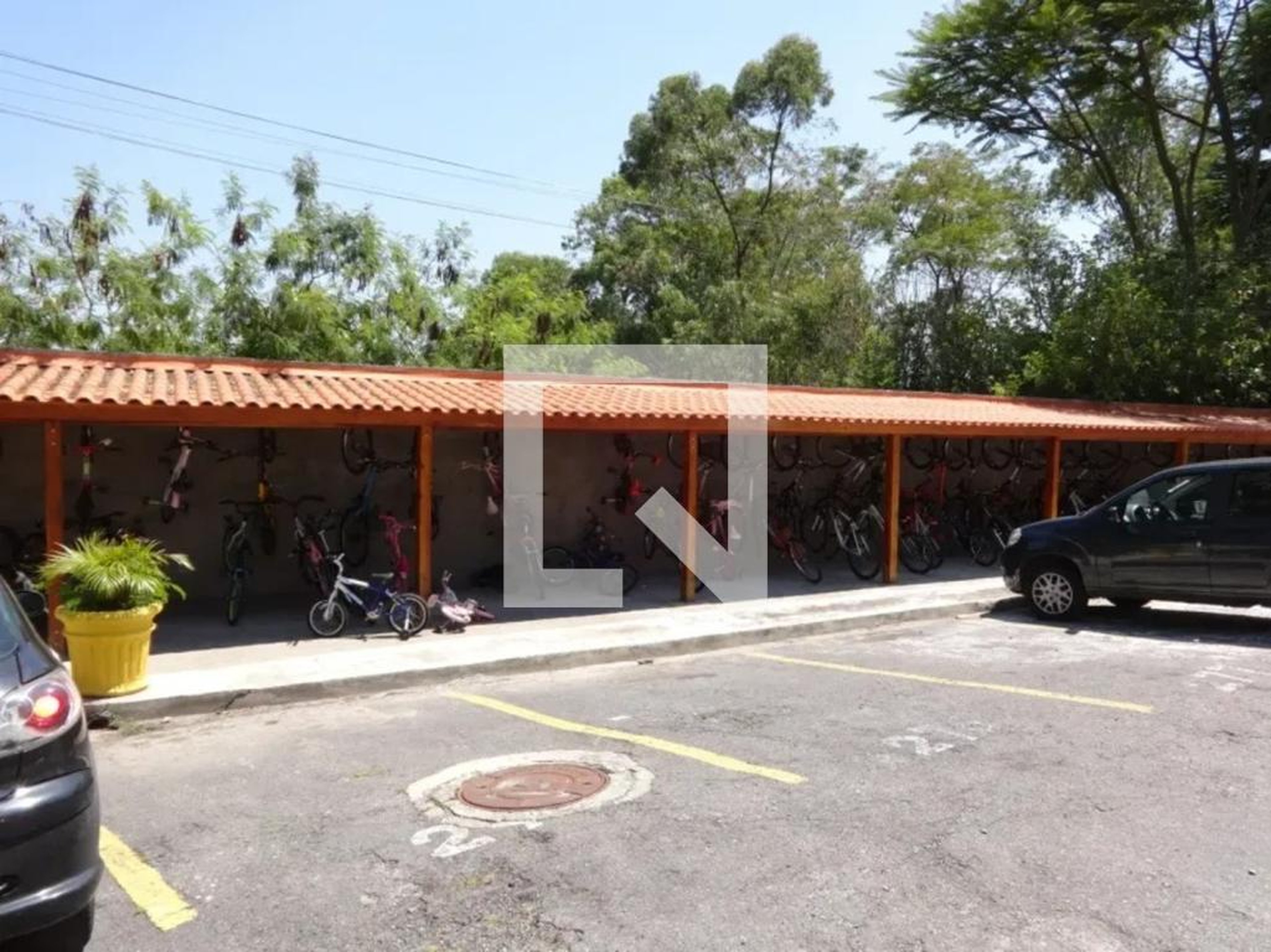 Estacionamento Condomínio em Avenida José Giorgi, 601