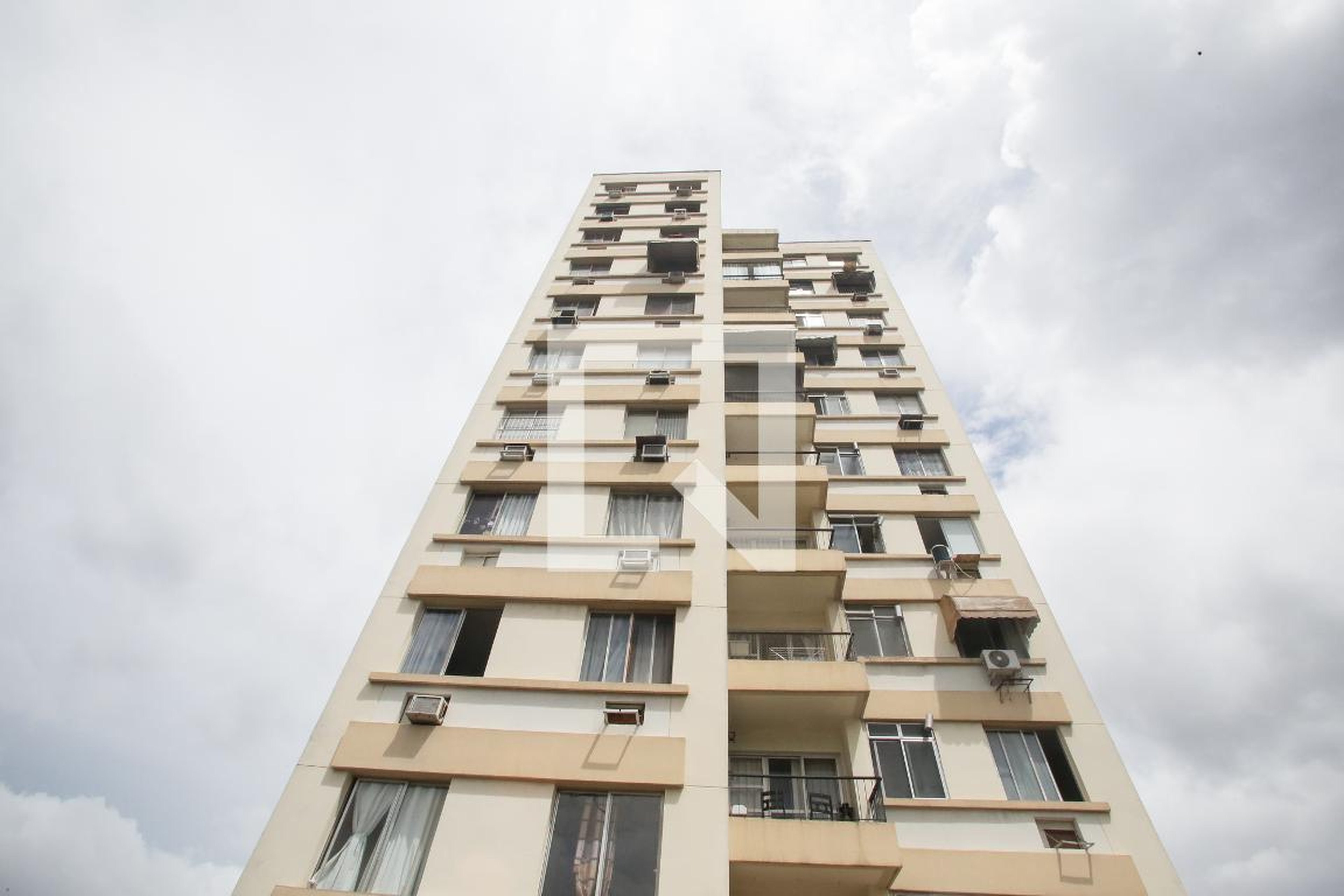 fachada do prédio Condomínio Studios 680