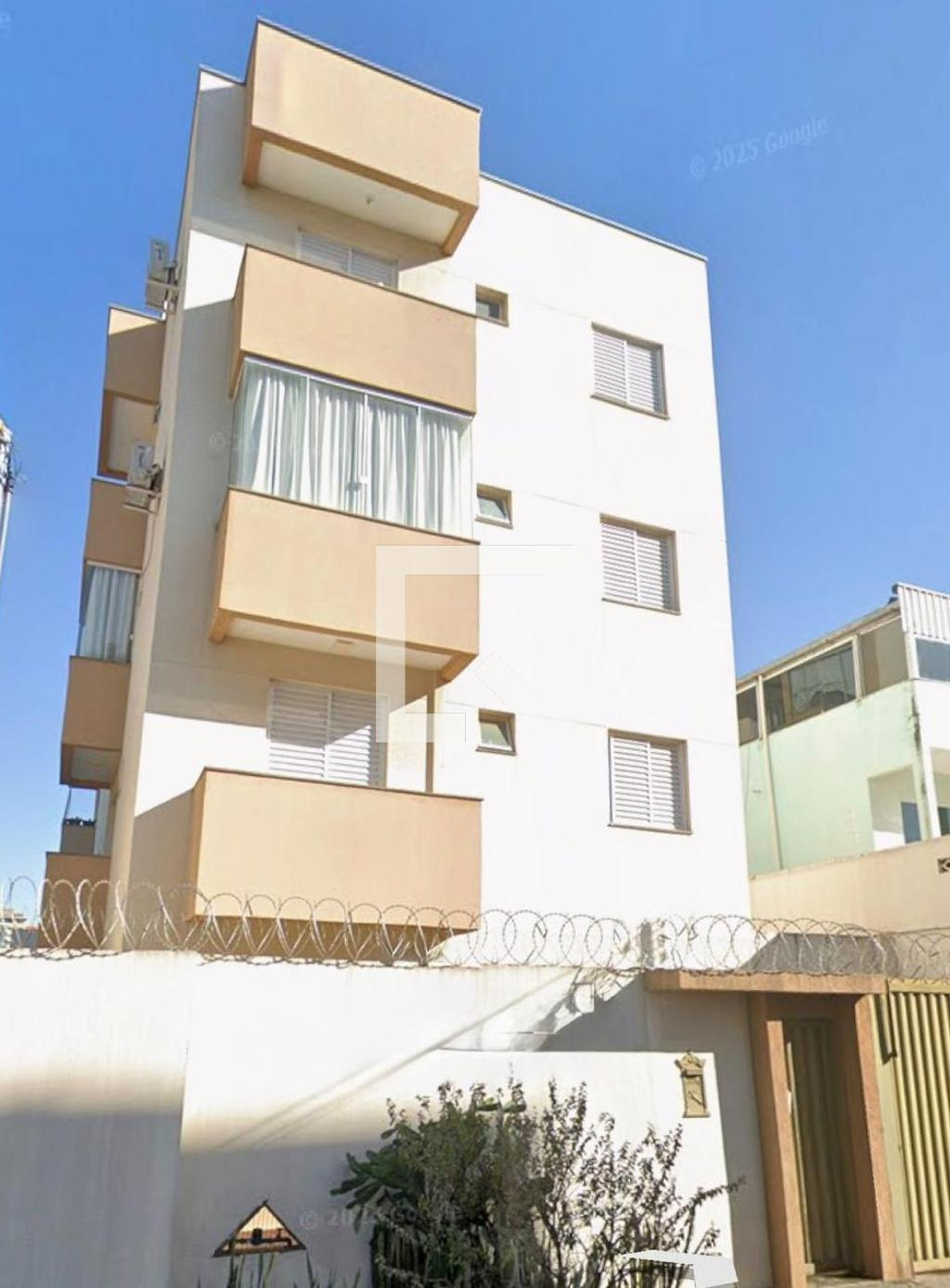 Fachada Condomínio em Rua José Lélis França, 1596