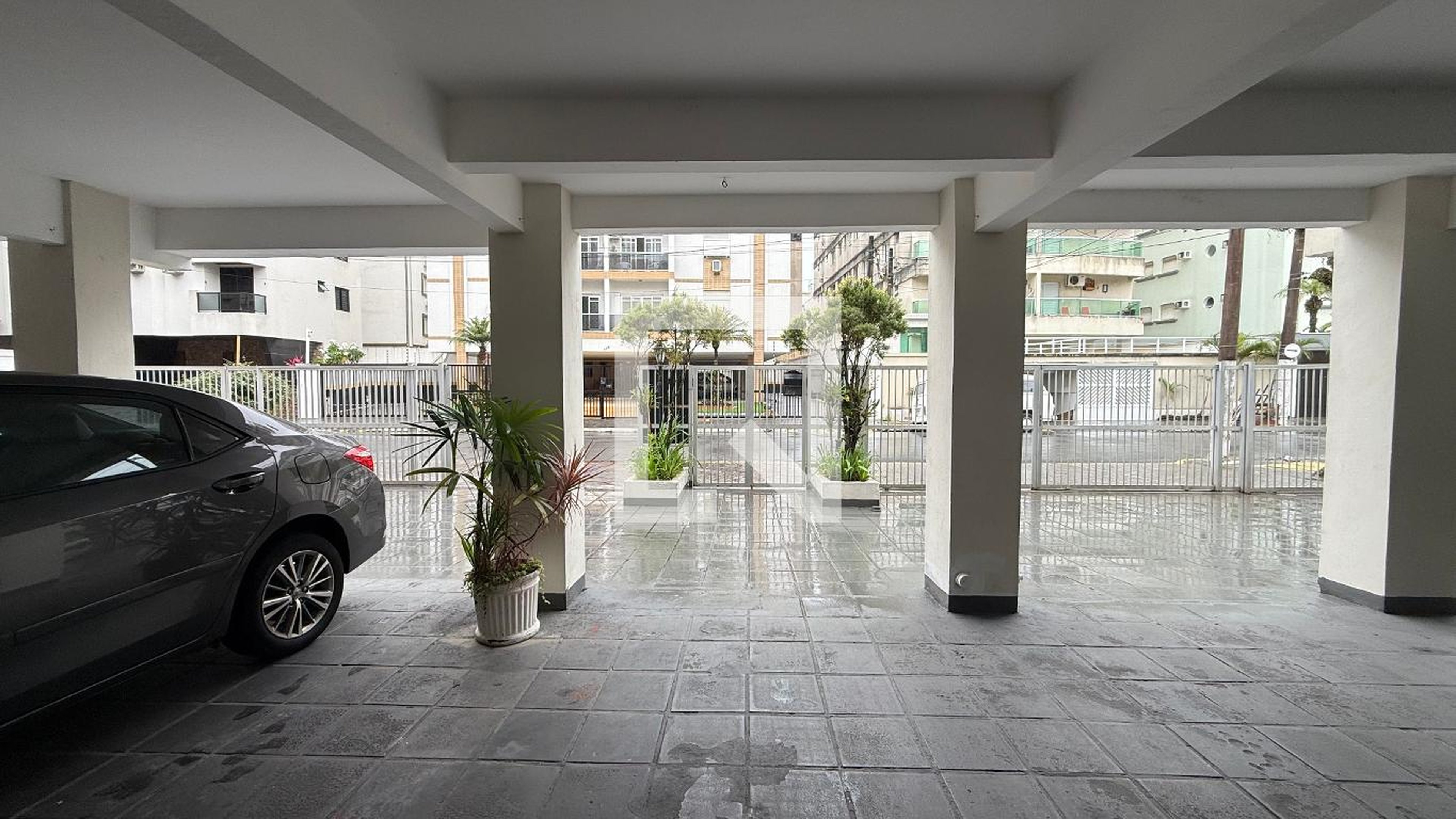 Fachada Condomínio em Avenida Gérson Maturani, 430