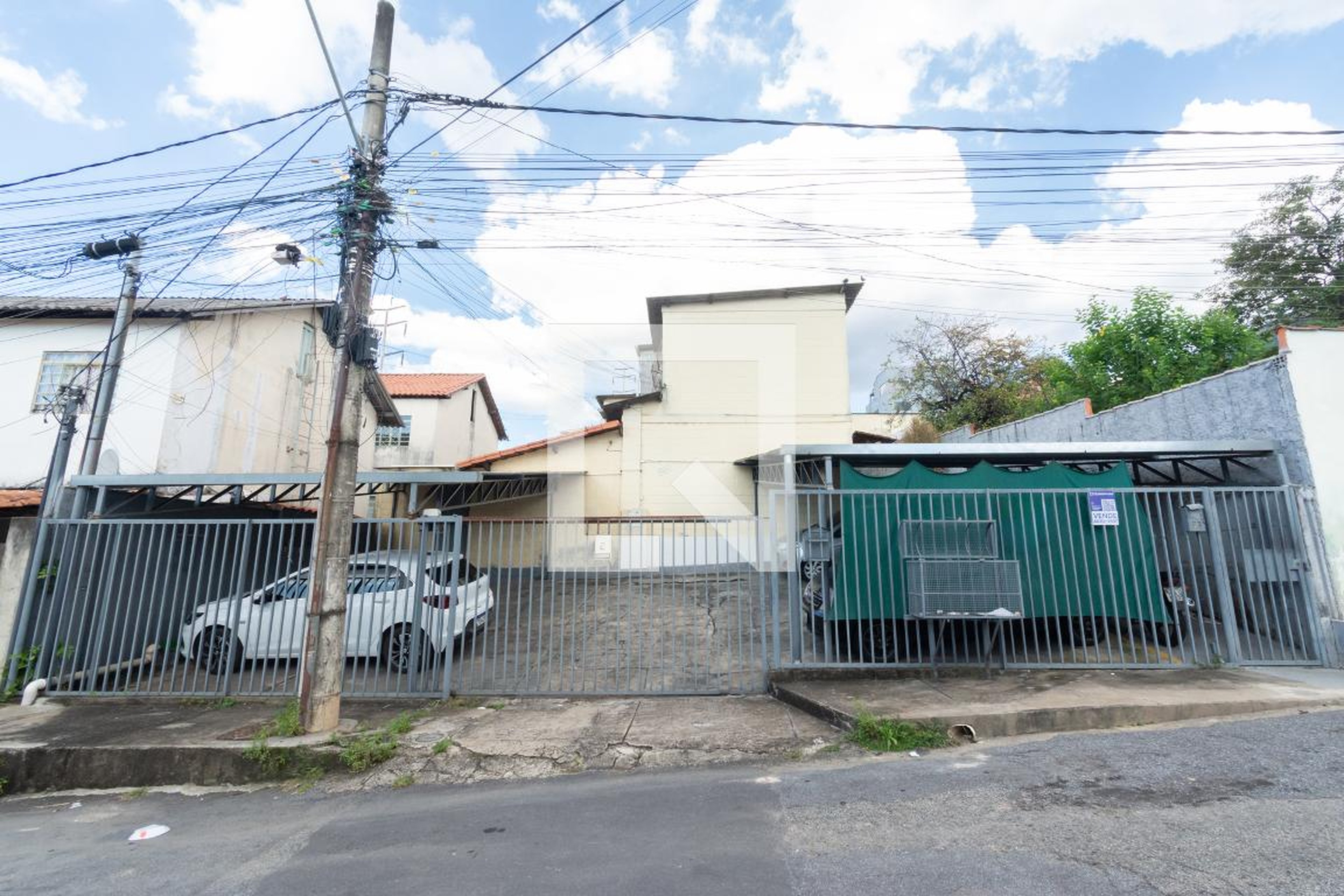 Fachada Condomínio em Rua Sara Kubitscheck, 500