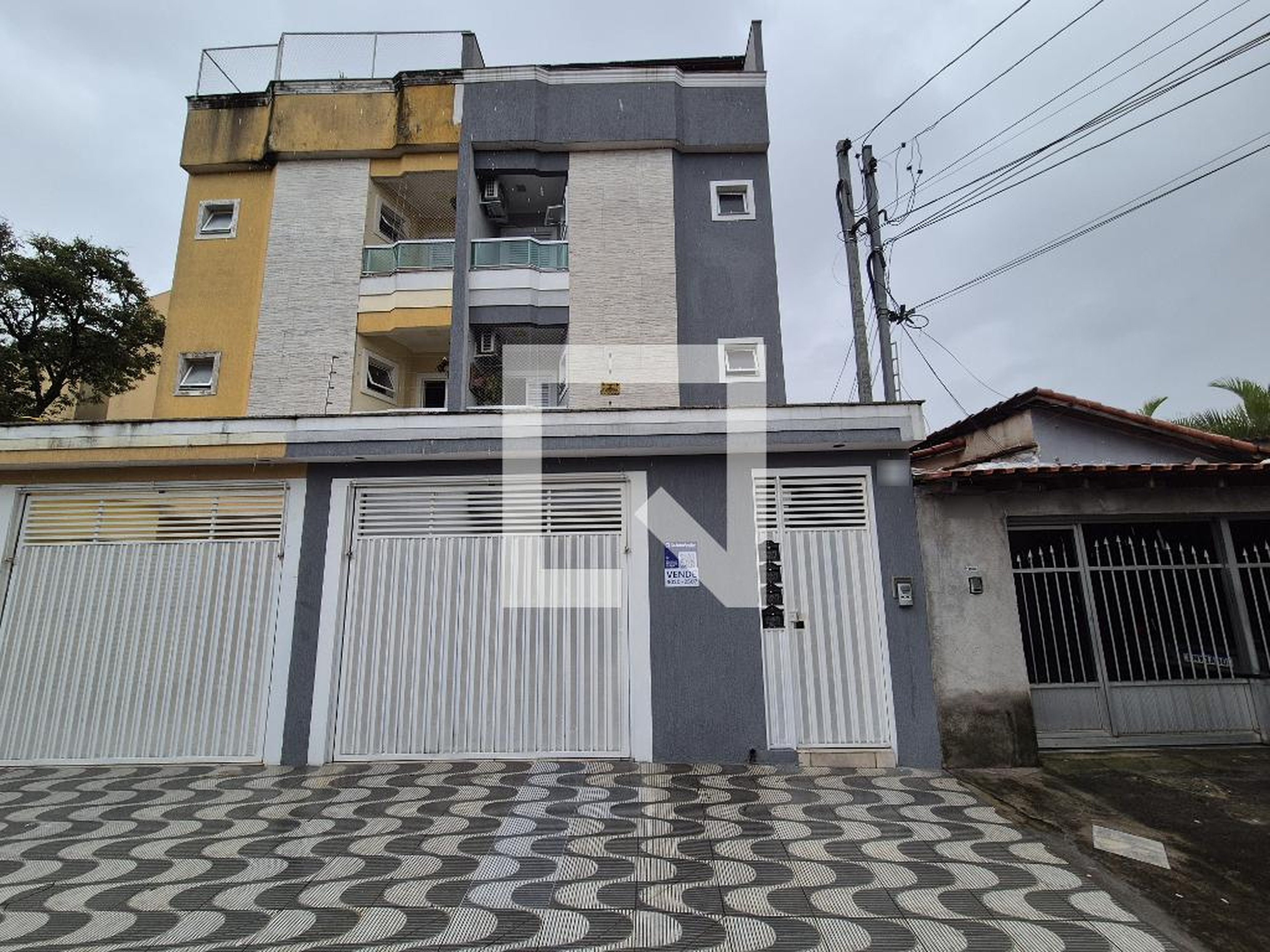 Fachada Condomínio em Alameda México, 350